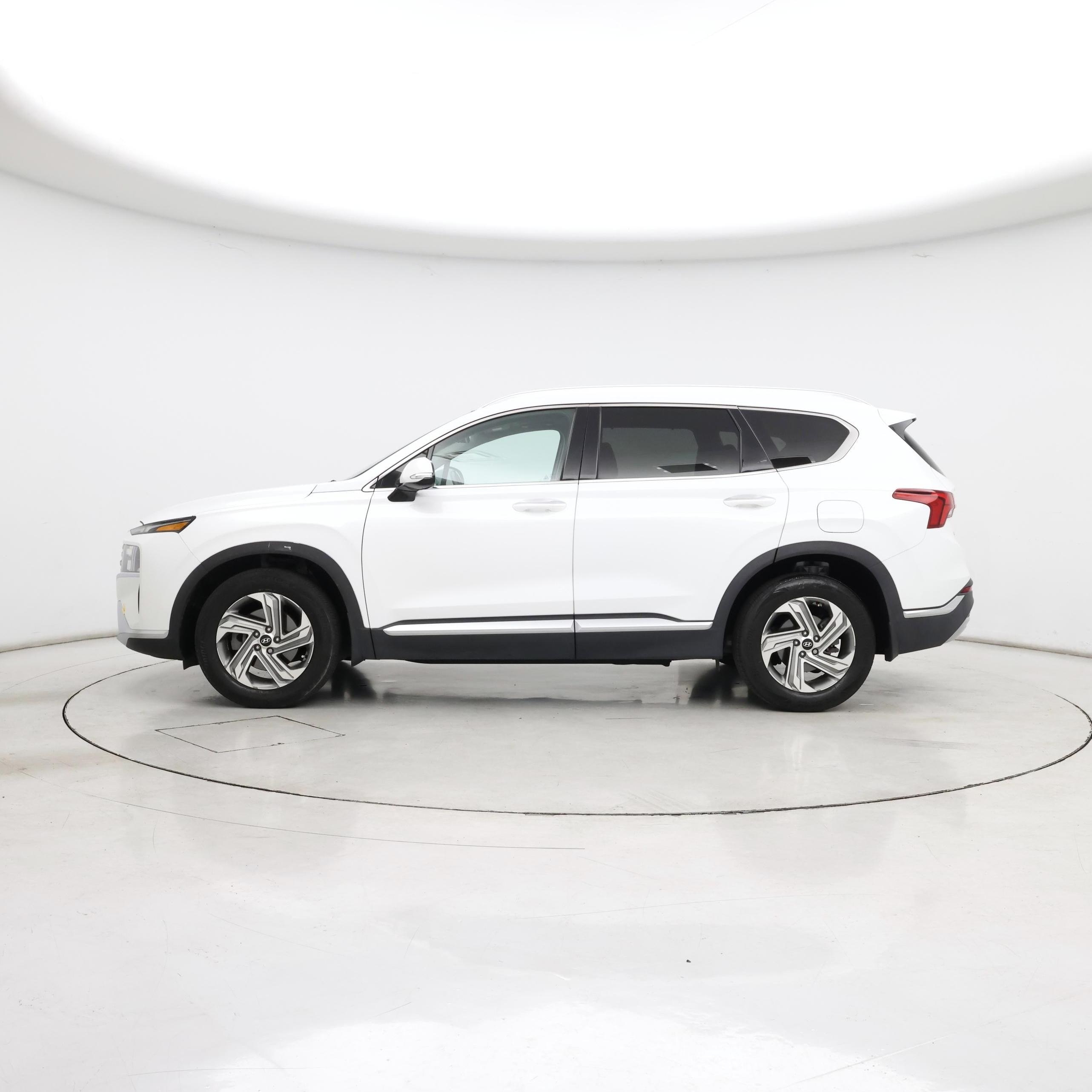 Thumbnail: 2022 Hyundai Santa Fe - 3