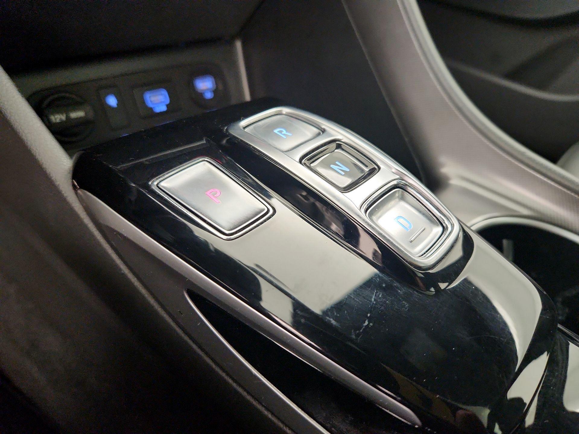 Thumbnail: 2023 Hyundai Sonata - 18