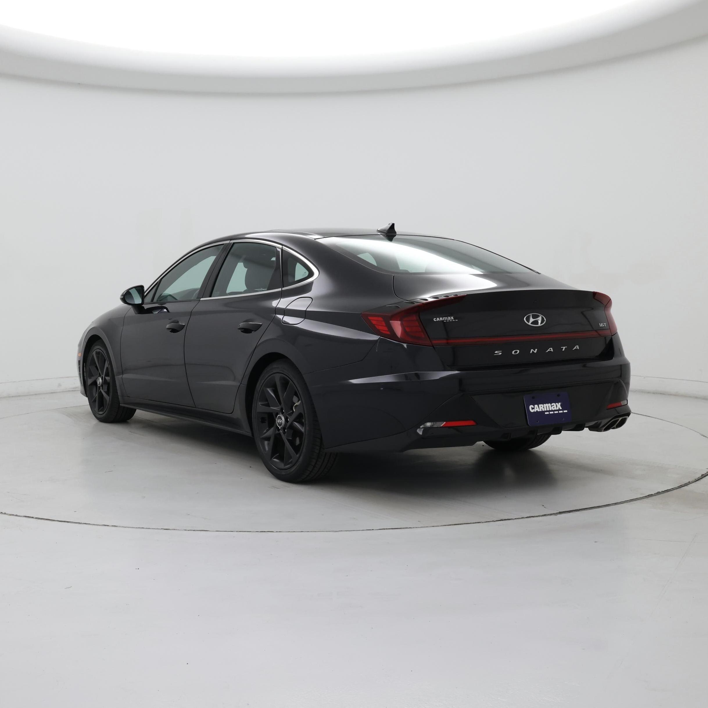 Thumbnail: 2023 Hyundai Sonata - 2