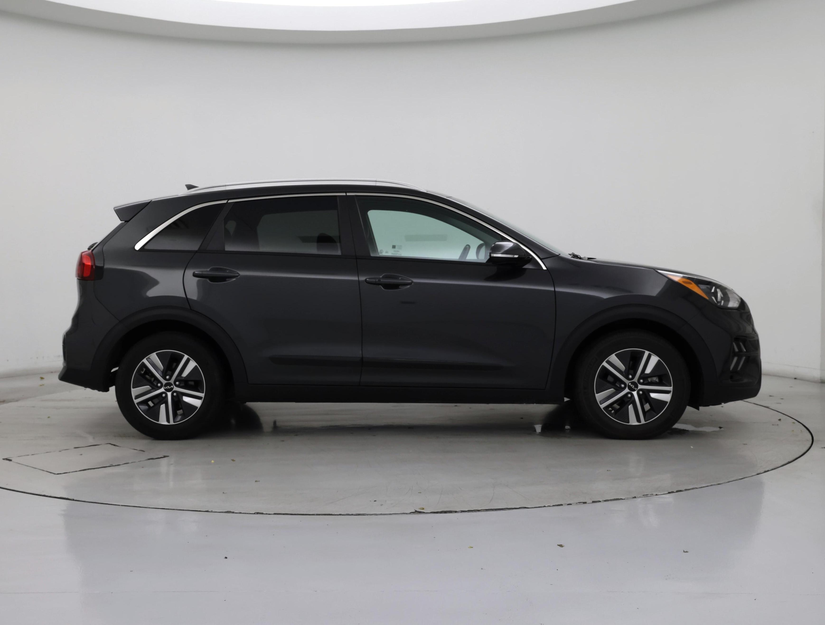 Thumbnail: 2022 Kia Niro - 7