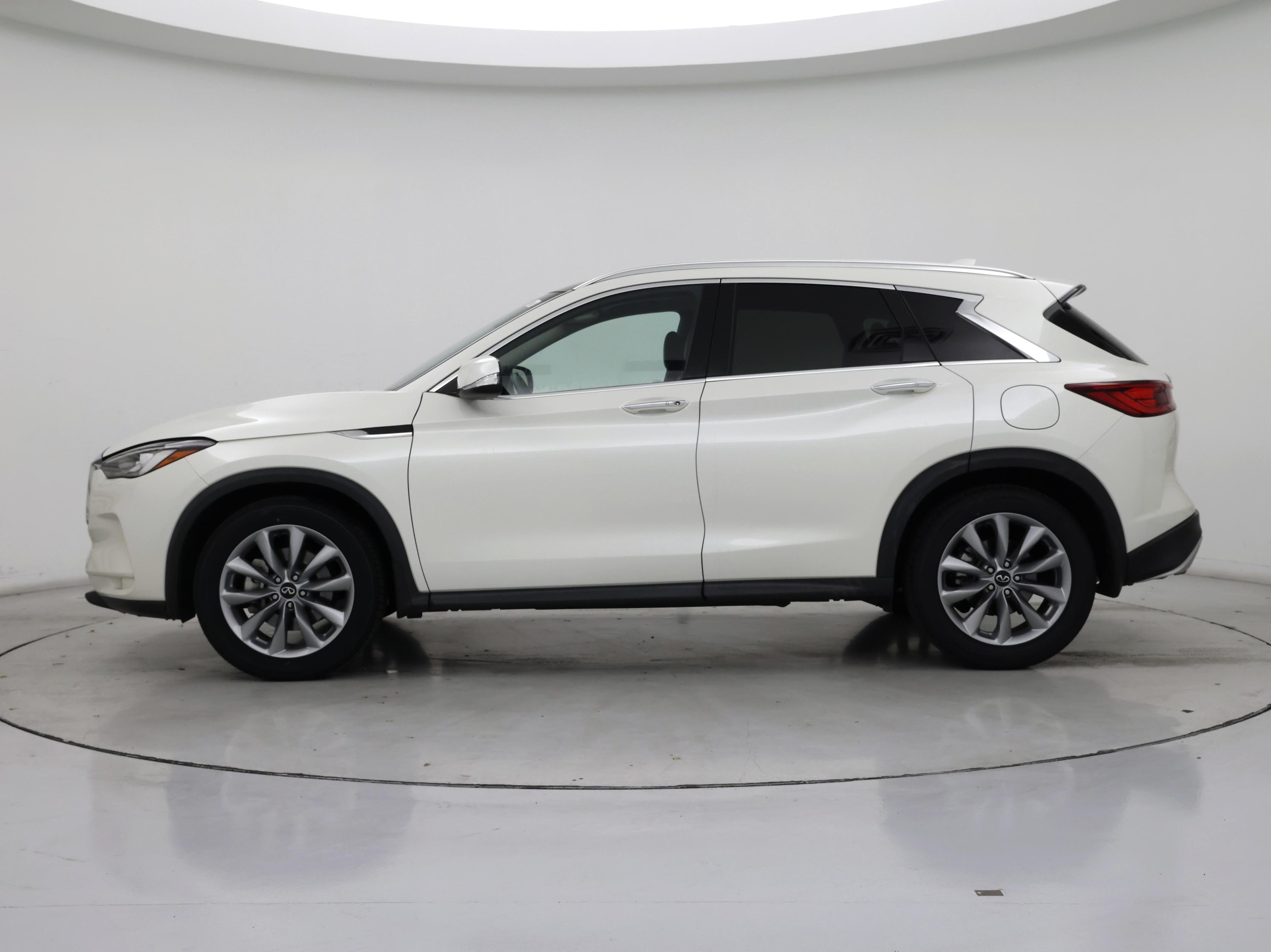 Thumbnail: 2022 INFINITI QX50 - 3