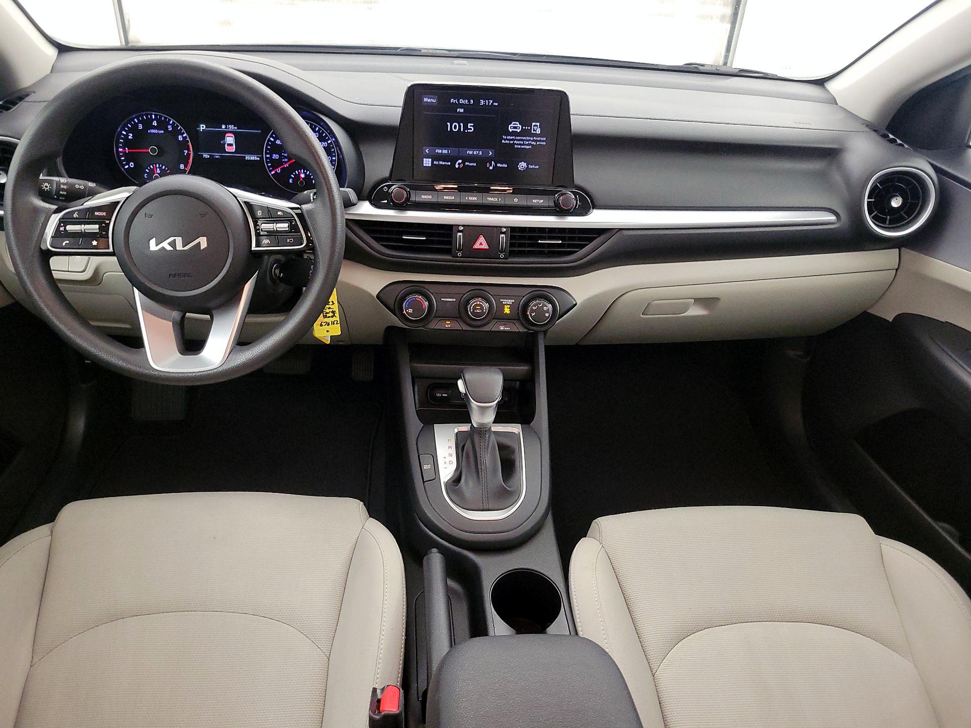 Thumbnail: 2023 Kia Forte - 9