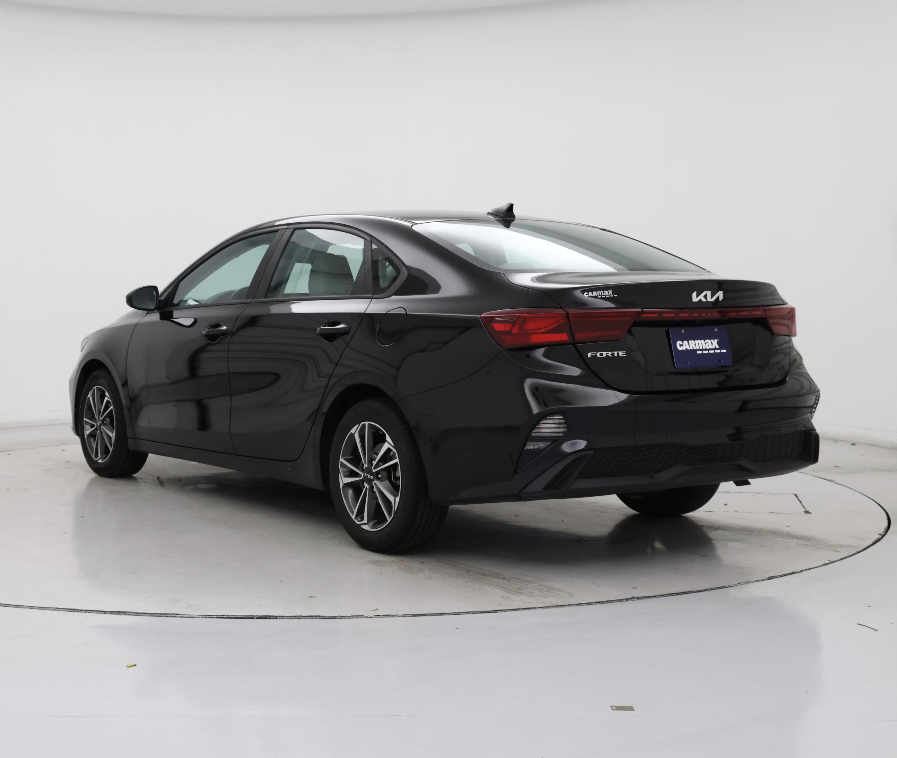 Thumbnail: 2023 Kia Forte - 2