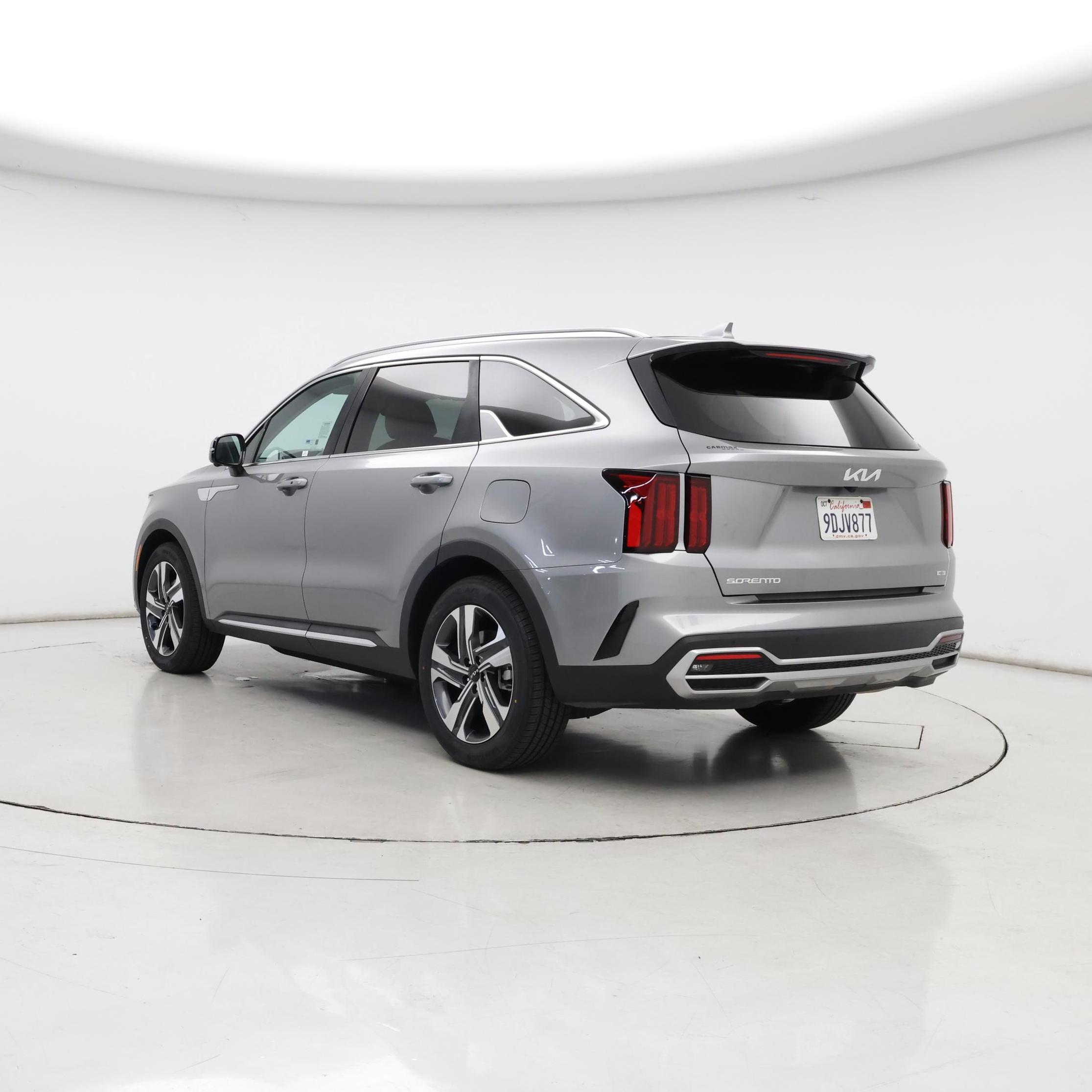 Thumbnail: 2023 Kia Sorento - 2