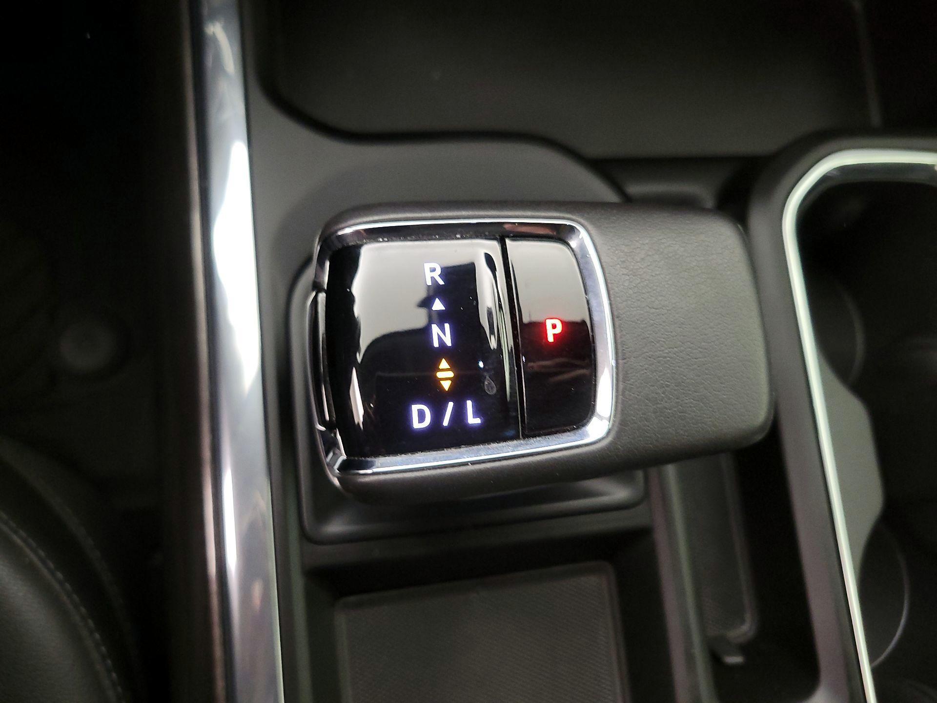 Thumbnail: 2022 Chevrolet Silverado 1500 - 17