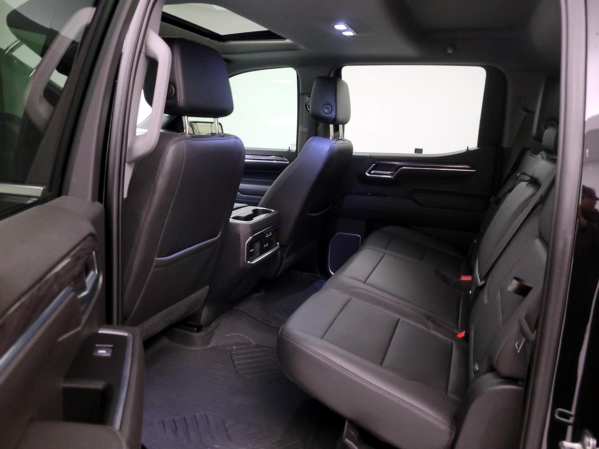 Thumbnail: 2022 Chevrolet Silverado 1500 - 20