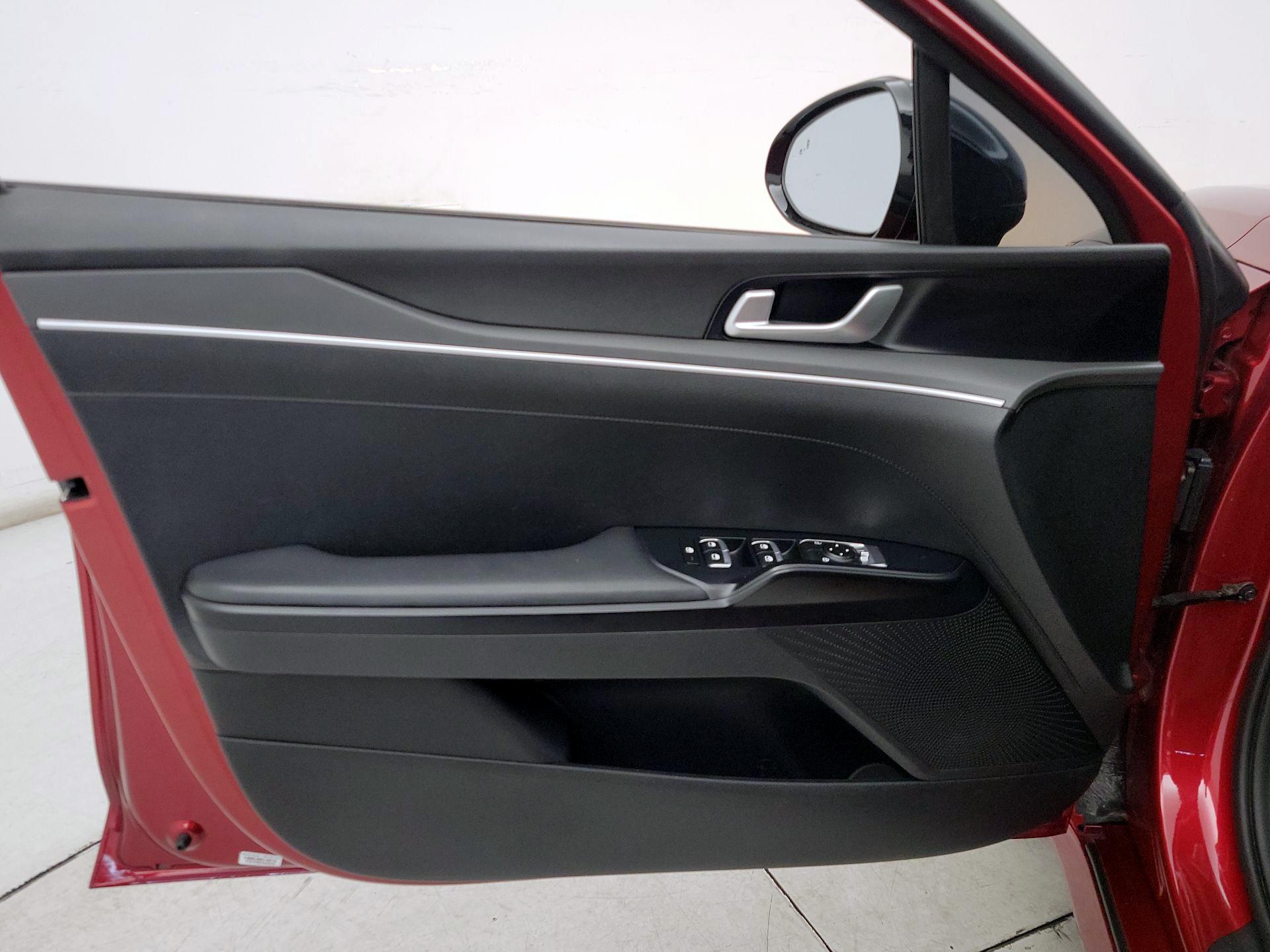 Thumbnail: 2021 Kia K5 - 12