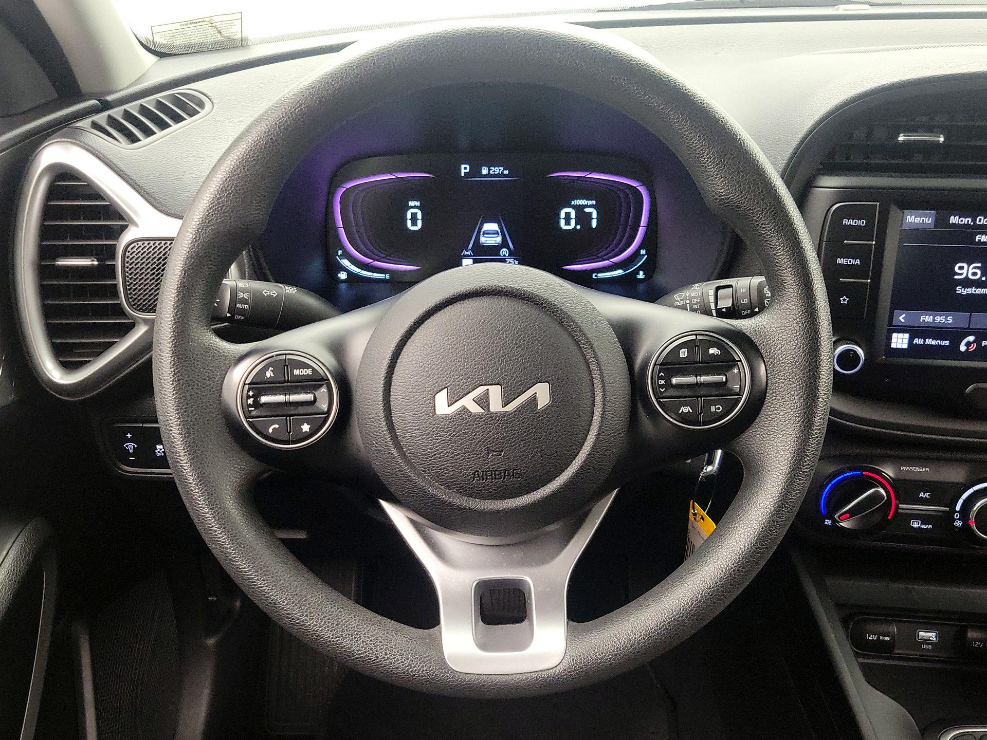Thumbnail: 2023 Kia Soul - 10
