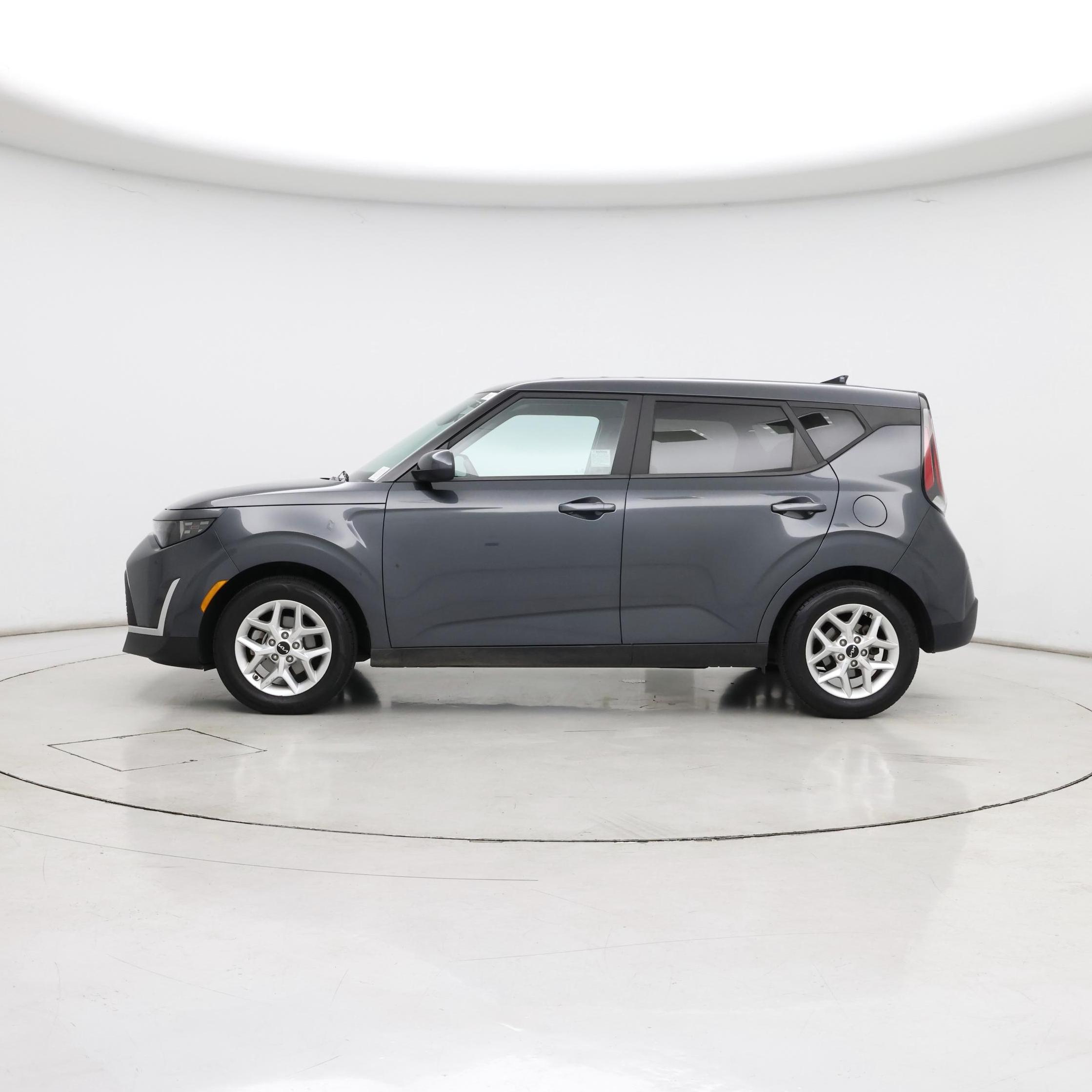 Thumbnail: 2023 Kia Soul - 3