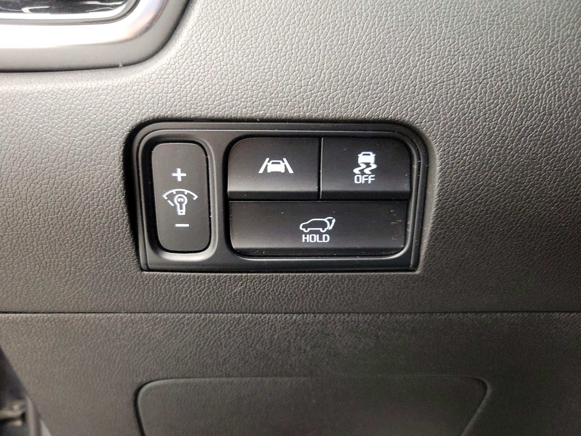 Thumbnail: 2023 Kia Sorento - 13