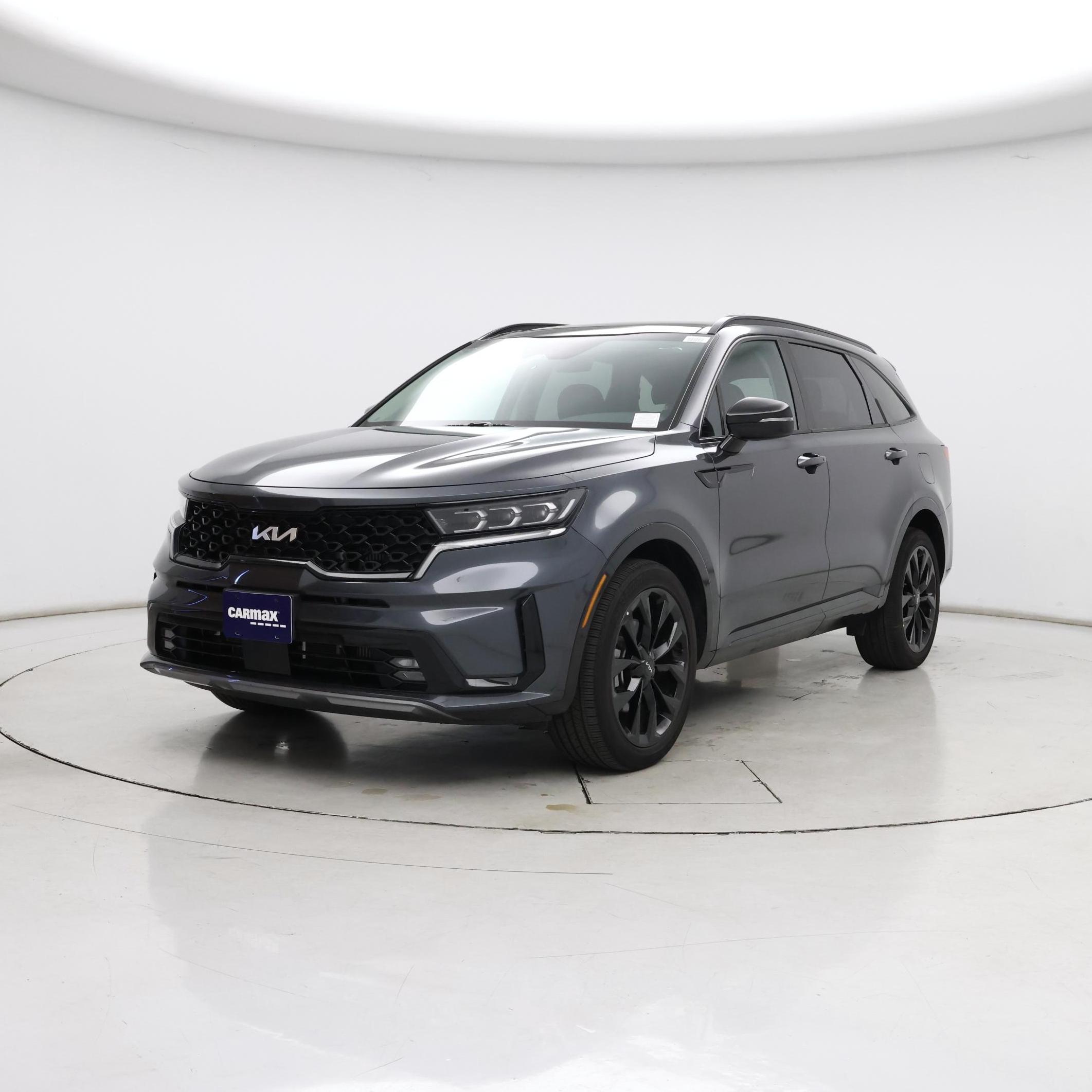 Thumbnail: 2023 Kia Sorento - 4