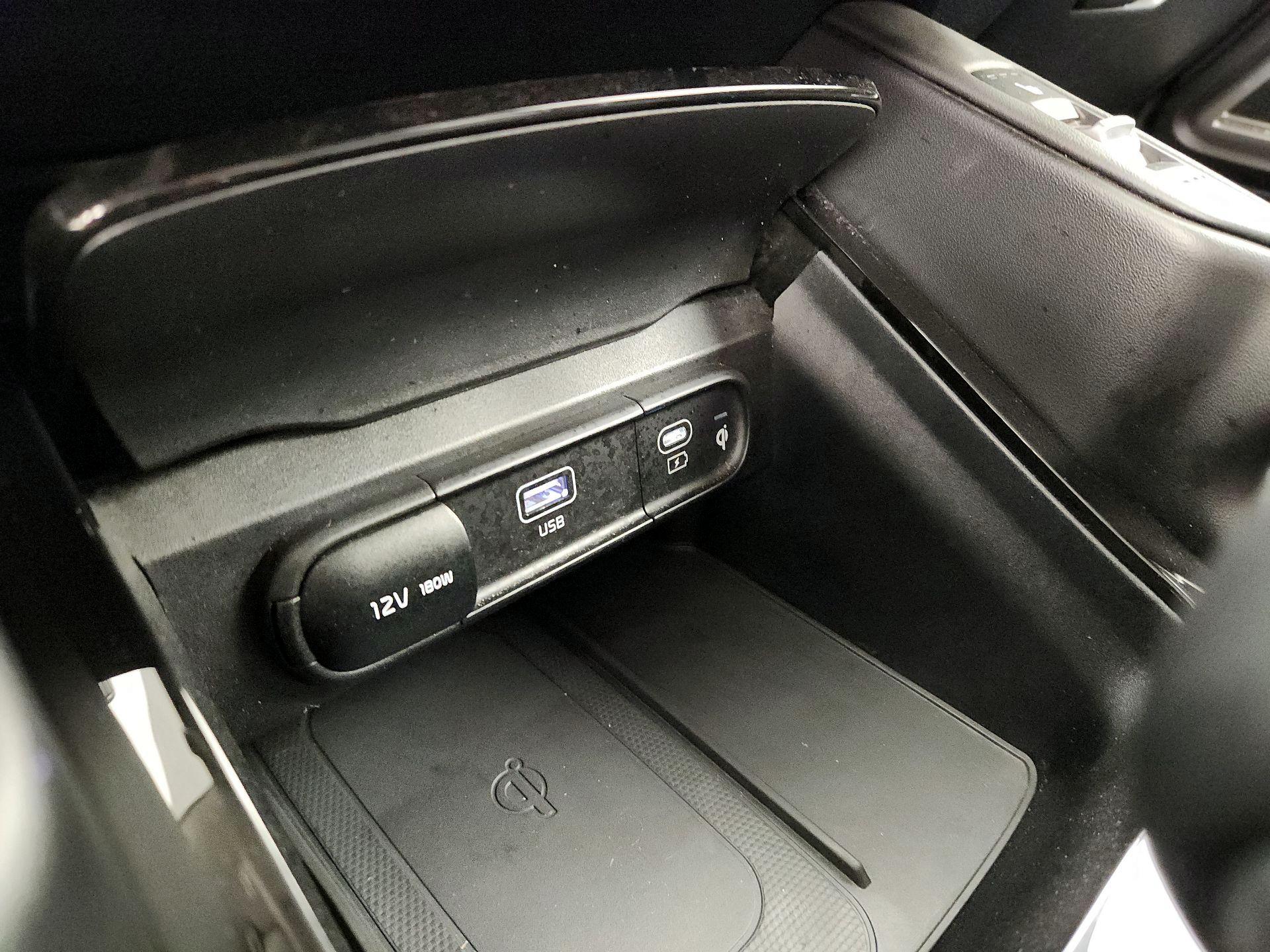 Thumbnail: 2023 Kia Telluride - 18