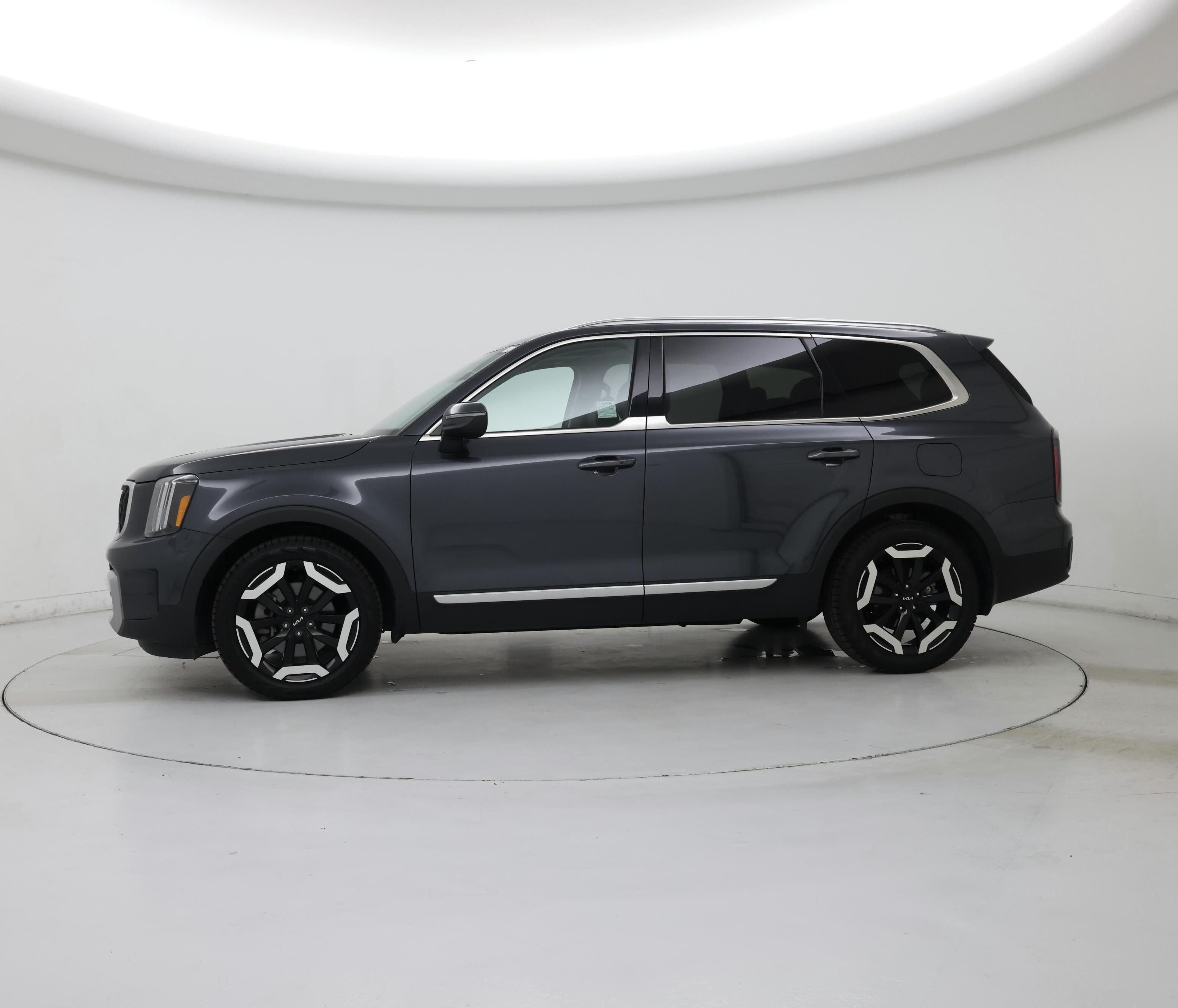 Thumbnail: 2023 Kia Telluride - 3