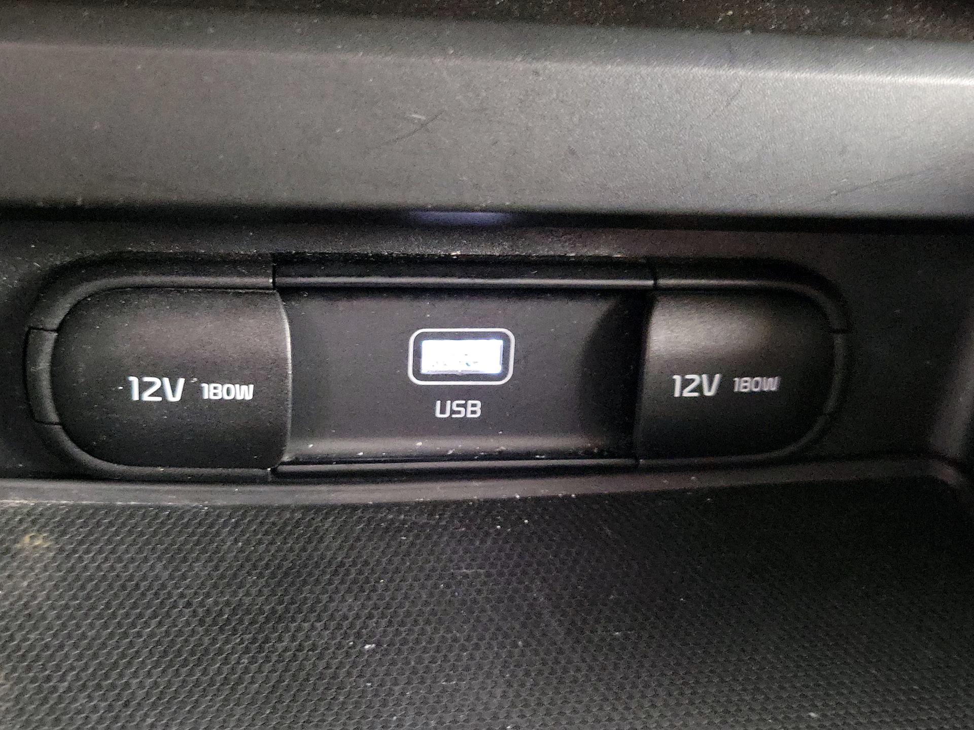Thumbnail: 2023 Kia Soul - 18