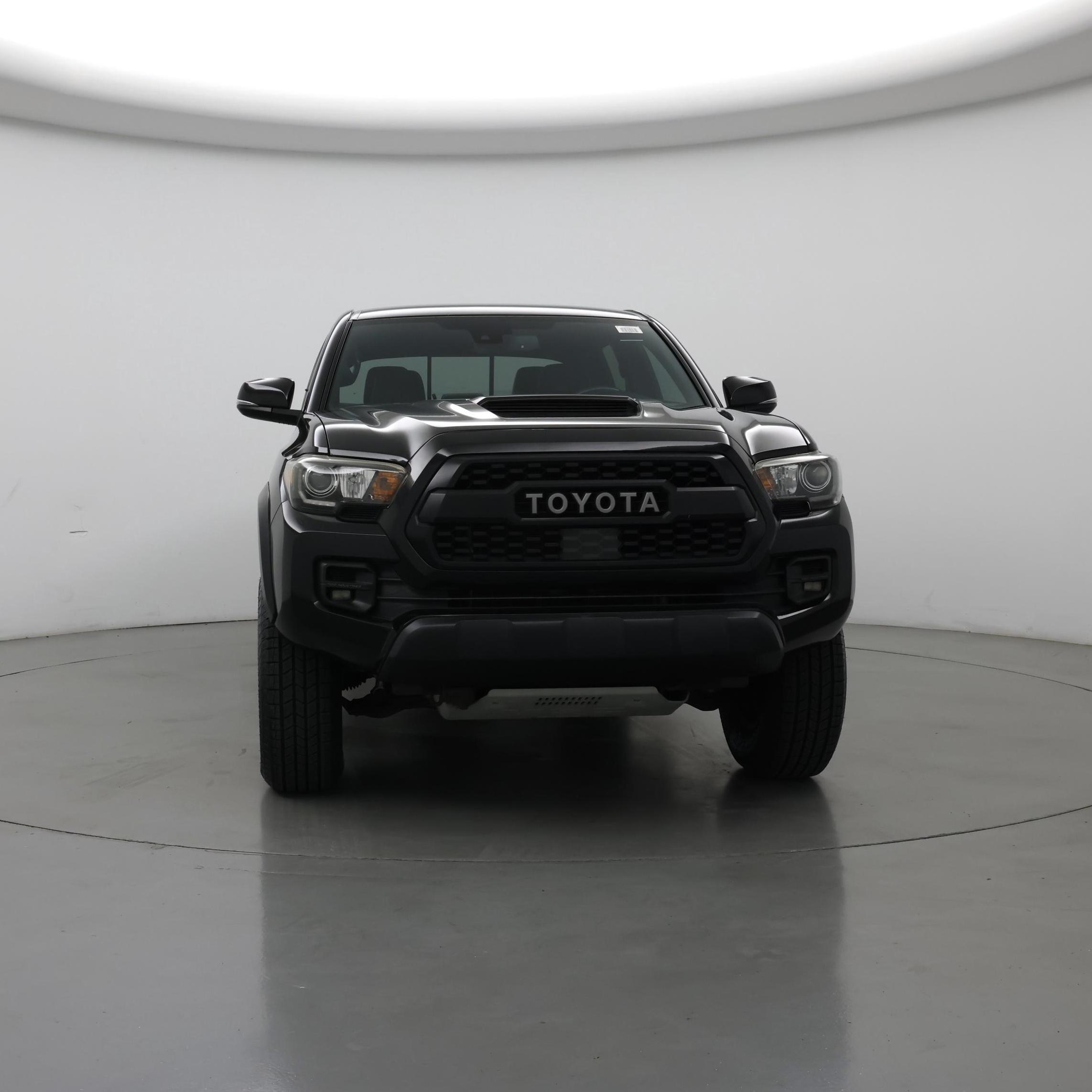 Thumbnail: 2018 Toyota Tacoma - 5