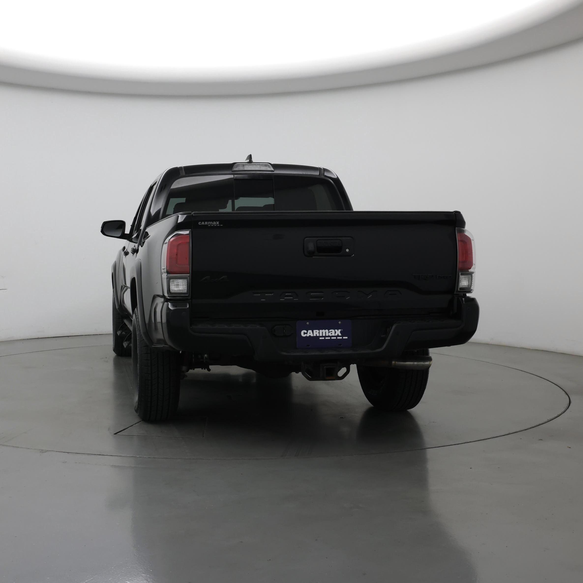 Thumbnail: 2018 Toyota Tacoma - 6