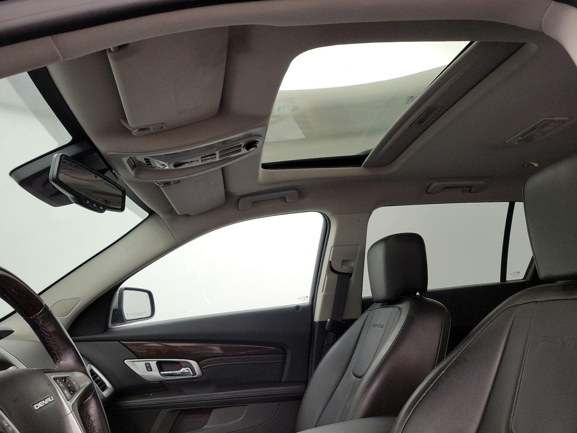 Thumbnail: 2016 GMC Terrain - 19