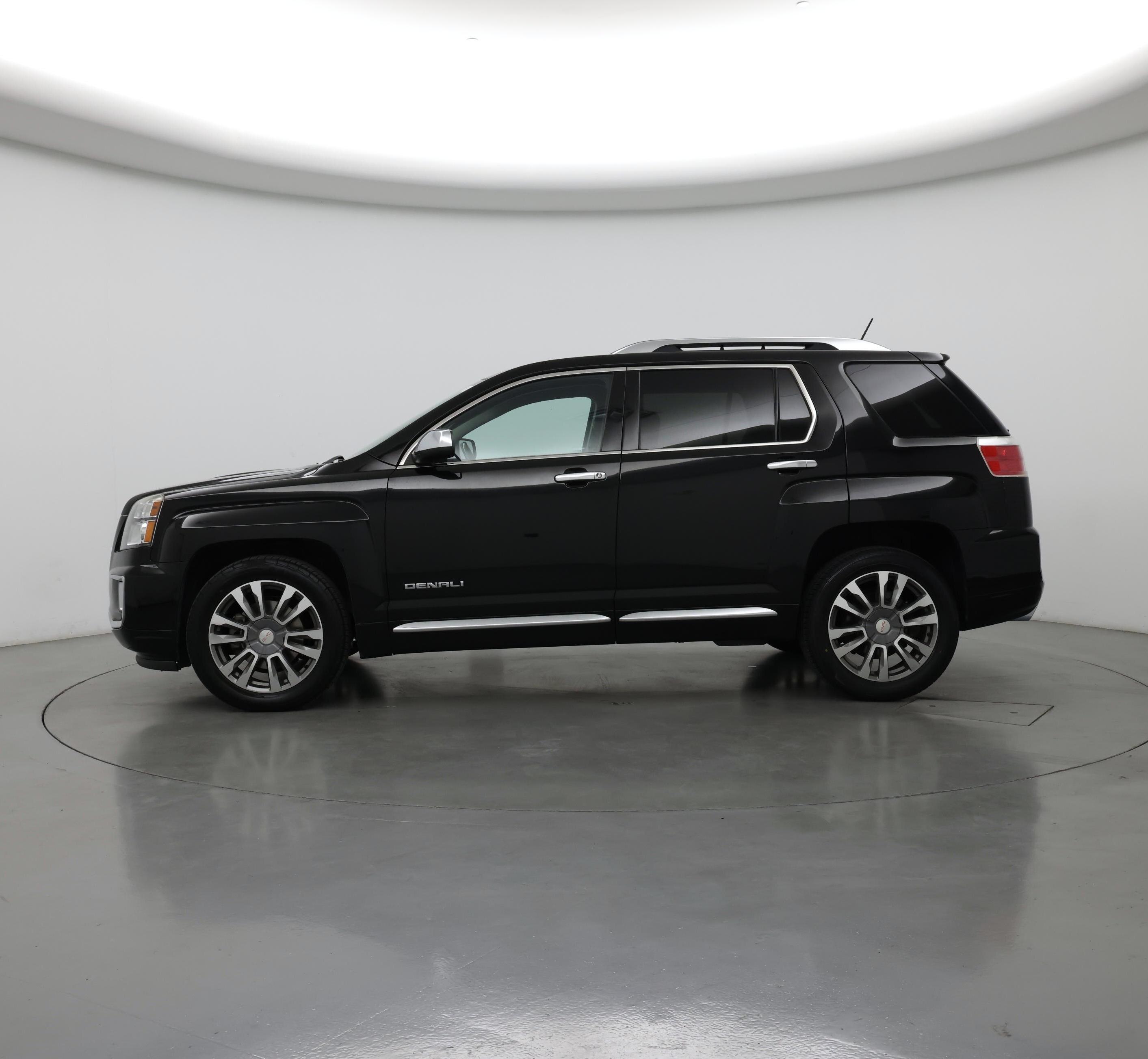 Thumbnail: 2016 GMC Terrain - 3