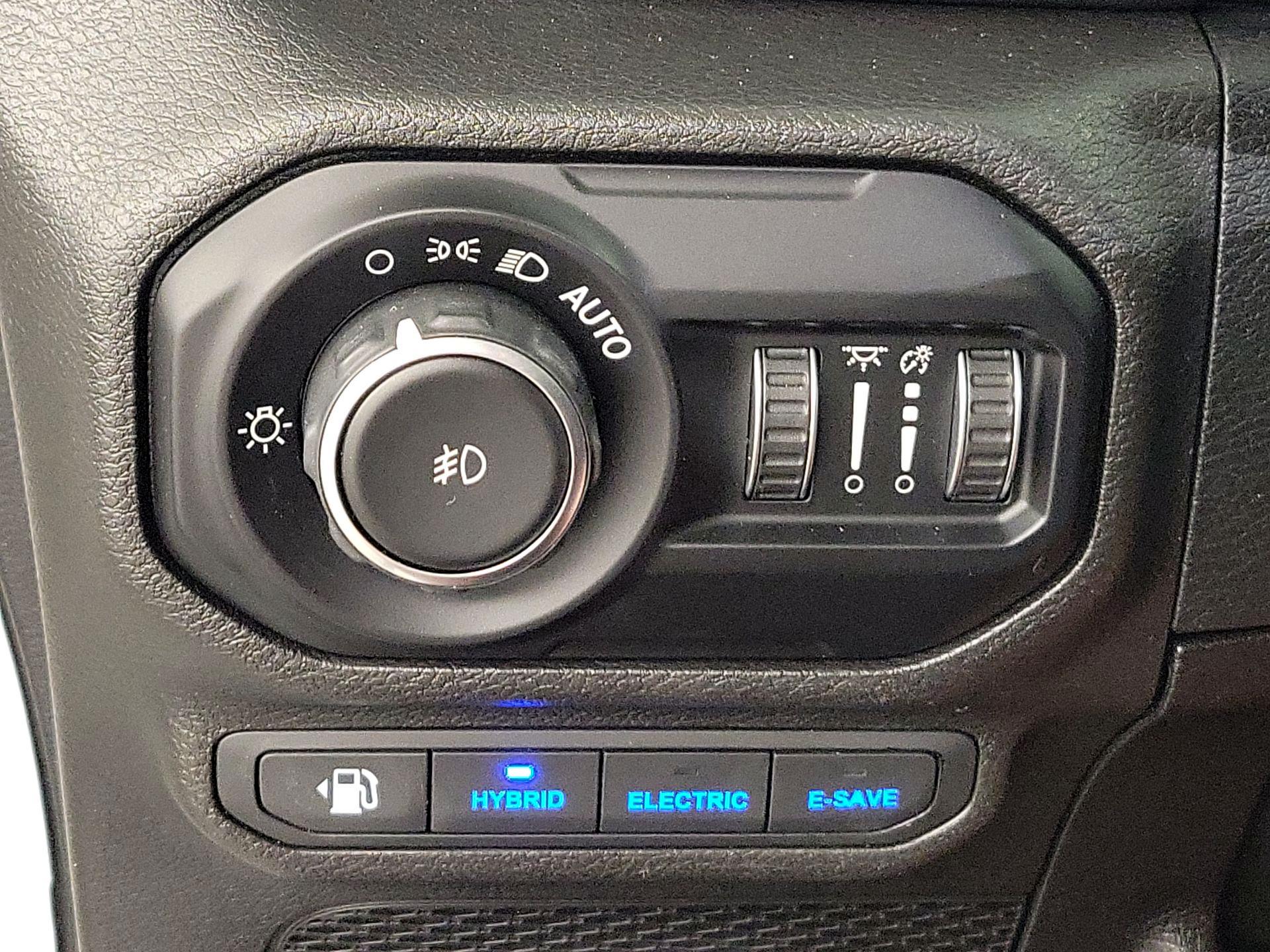 Thumbnail: 2021 Jeep Wrangler - 13