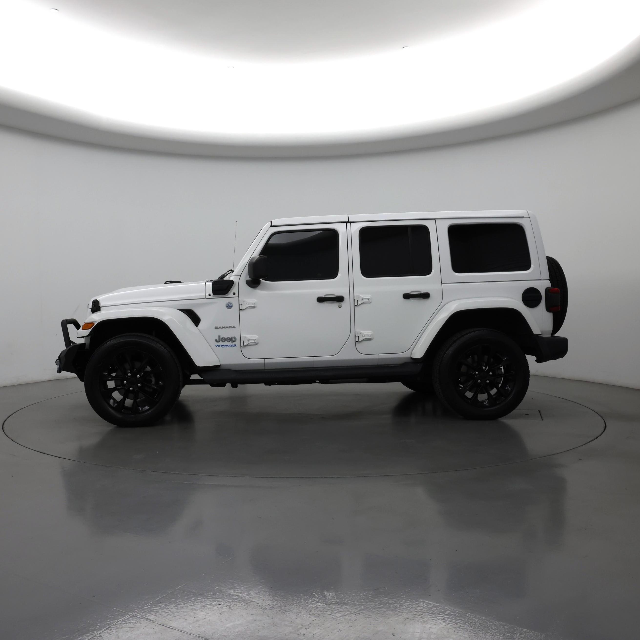 Thumbnail: 2021 Jeep Wrangler - 3
