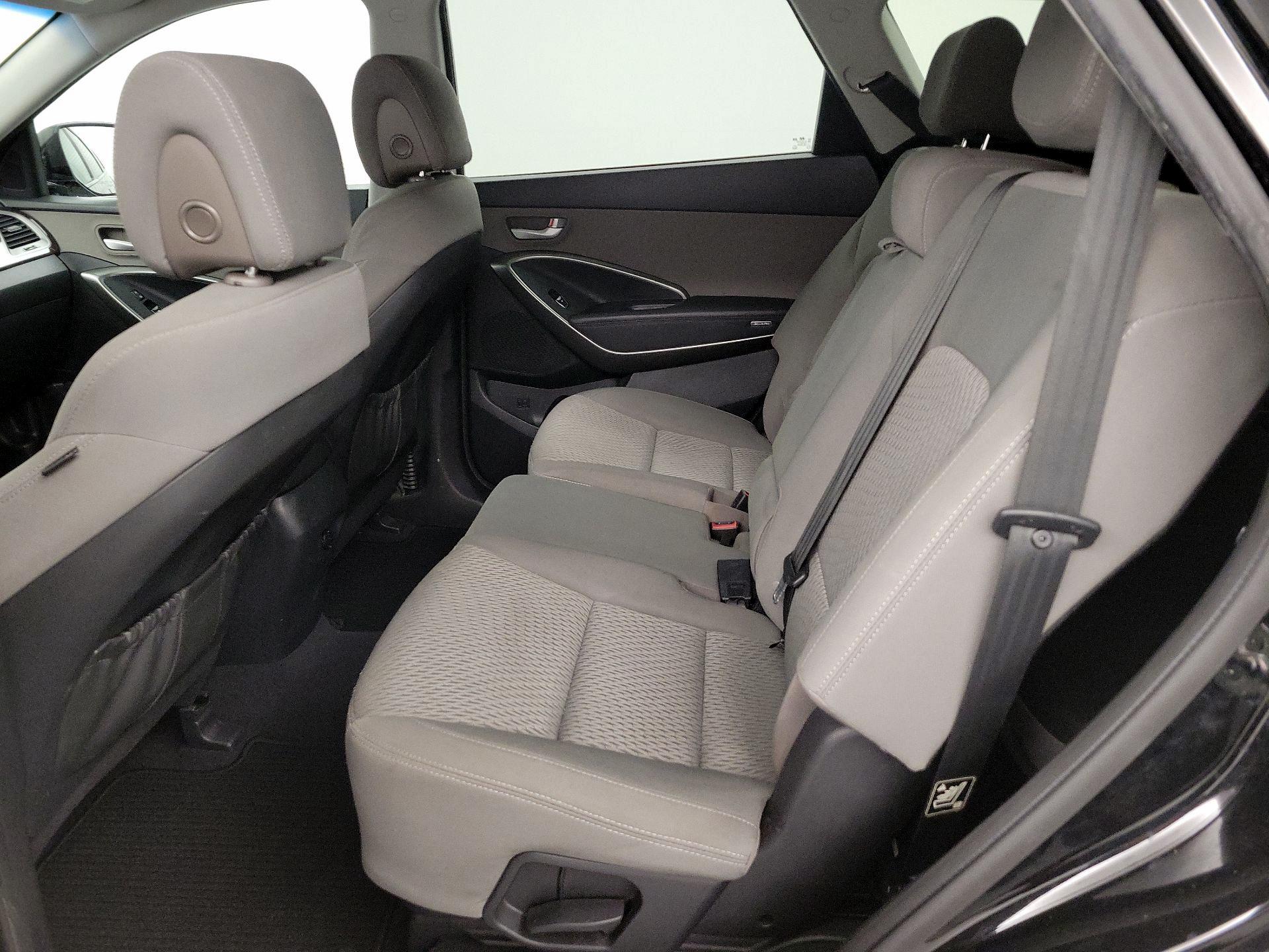 Thumbnail: 2017 Hyundai Santa Fe - 19