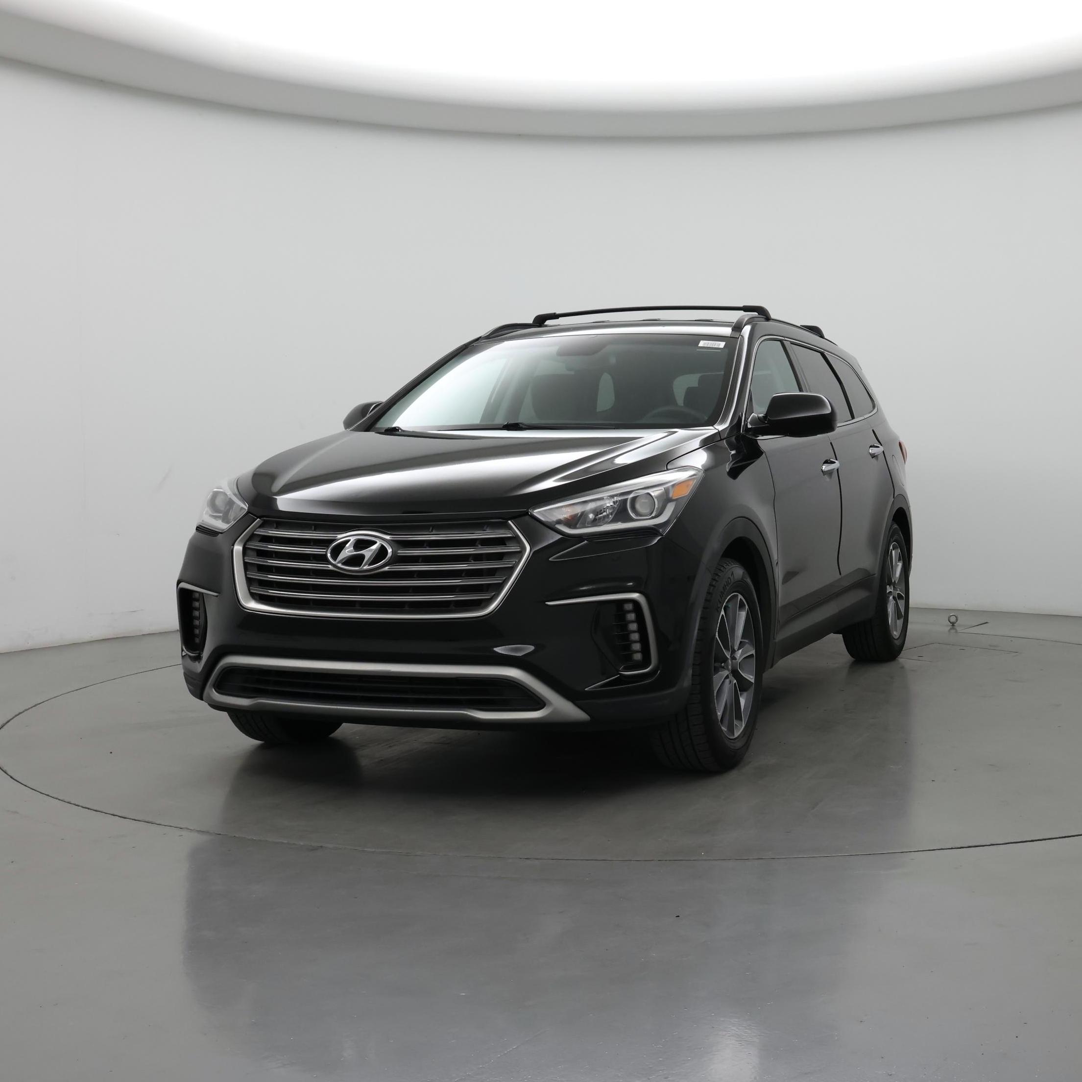 Thumbnail: 2017 Hyundai Santa Fe - 4