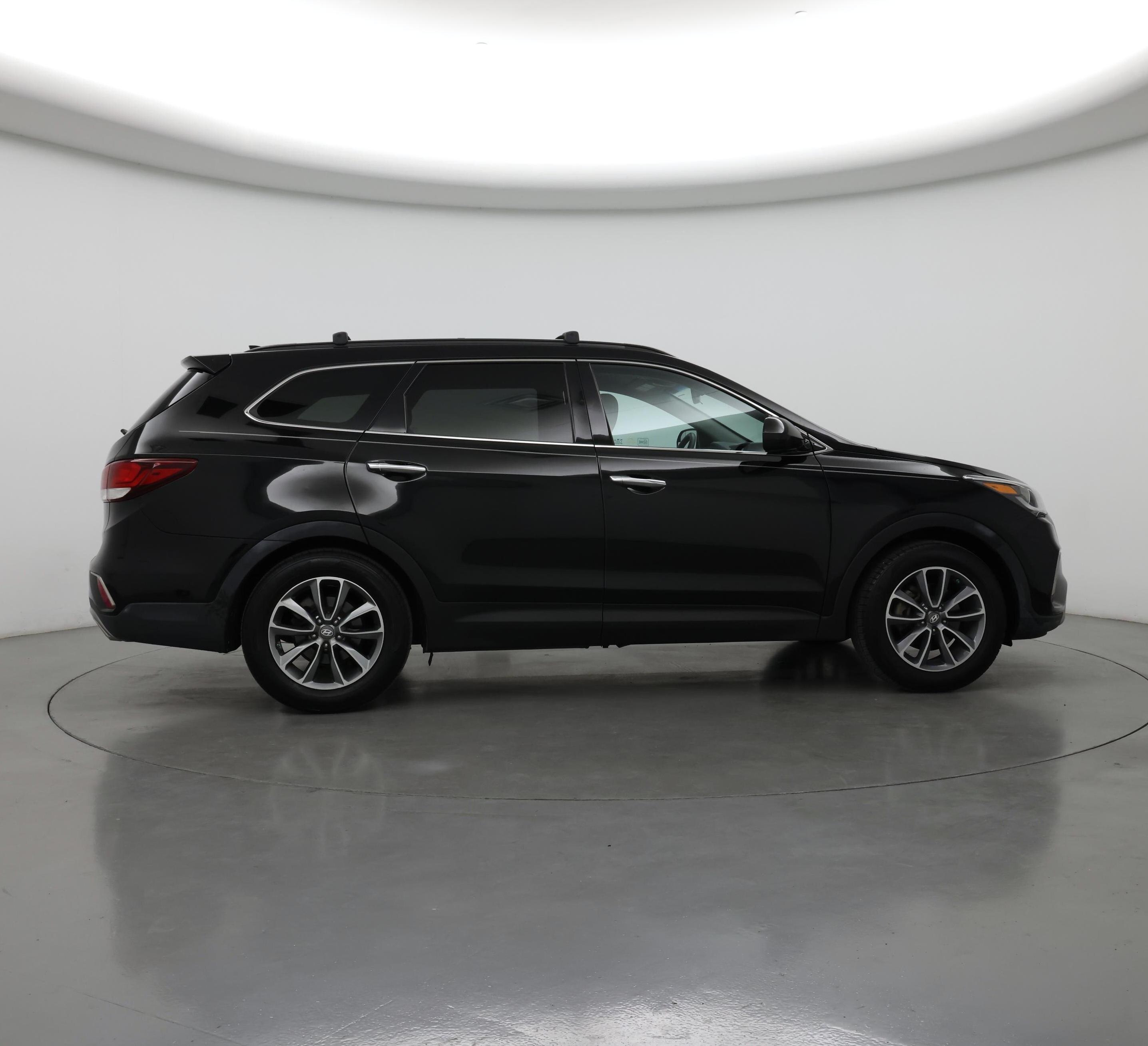 Thumbnail: 2017 Hyundai Santa Fe - 7