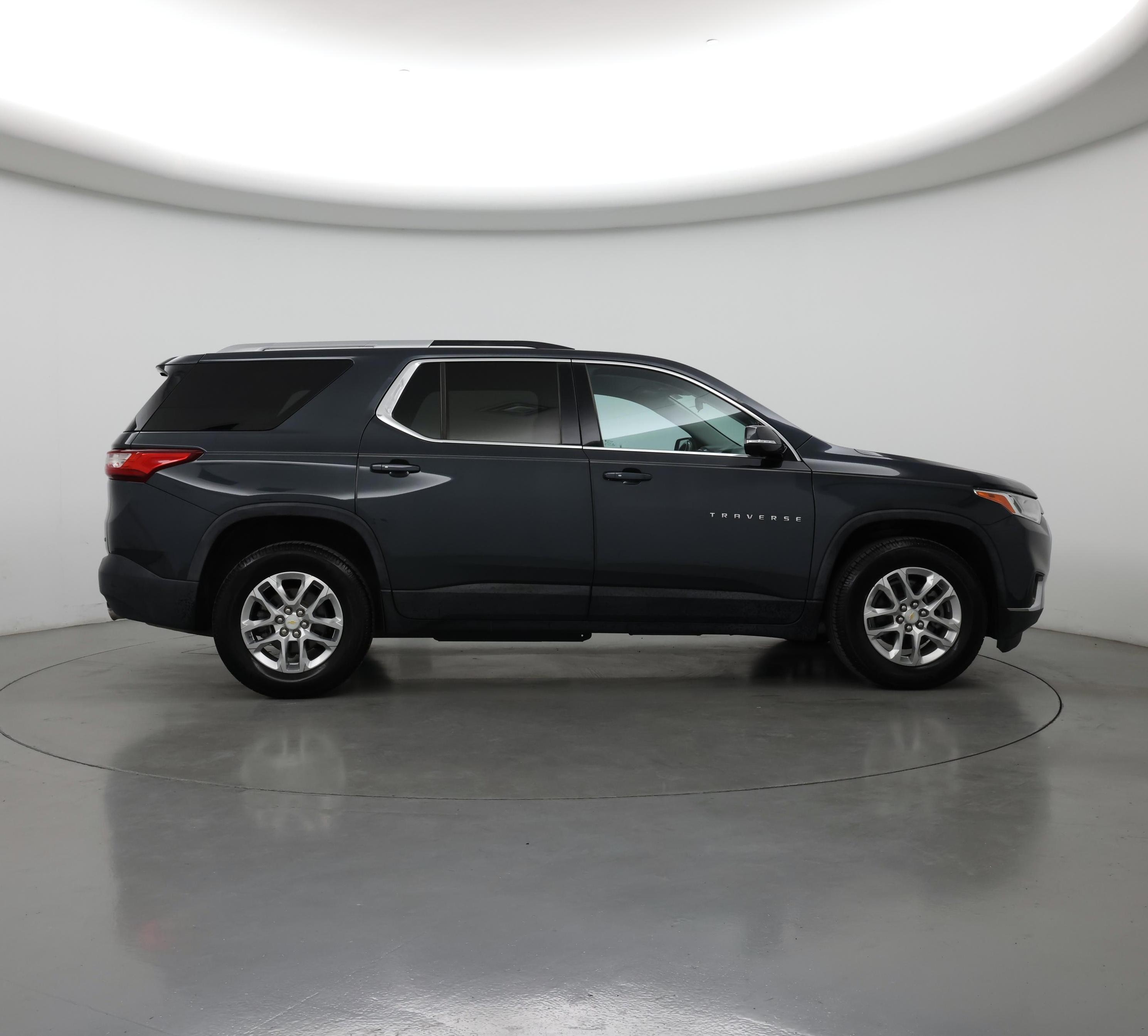 Thumbnail: 2018 Chevrolet Traverse - 7