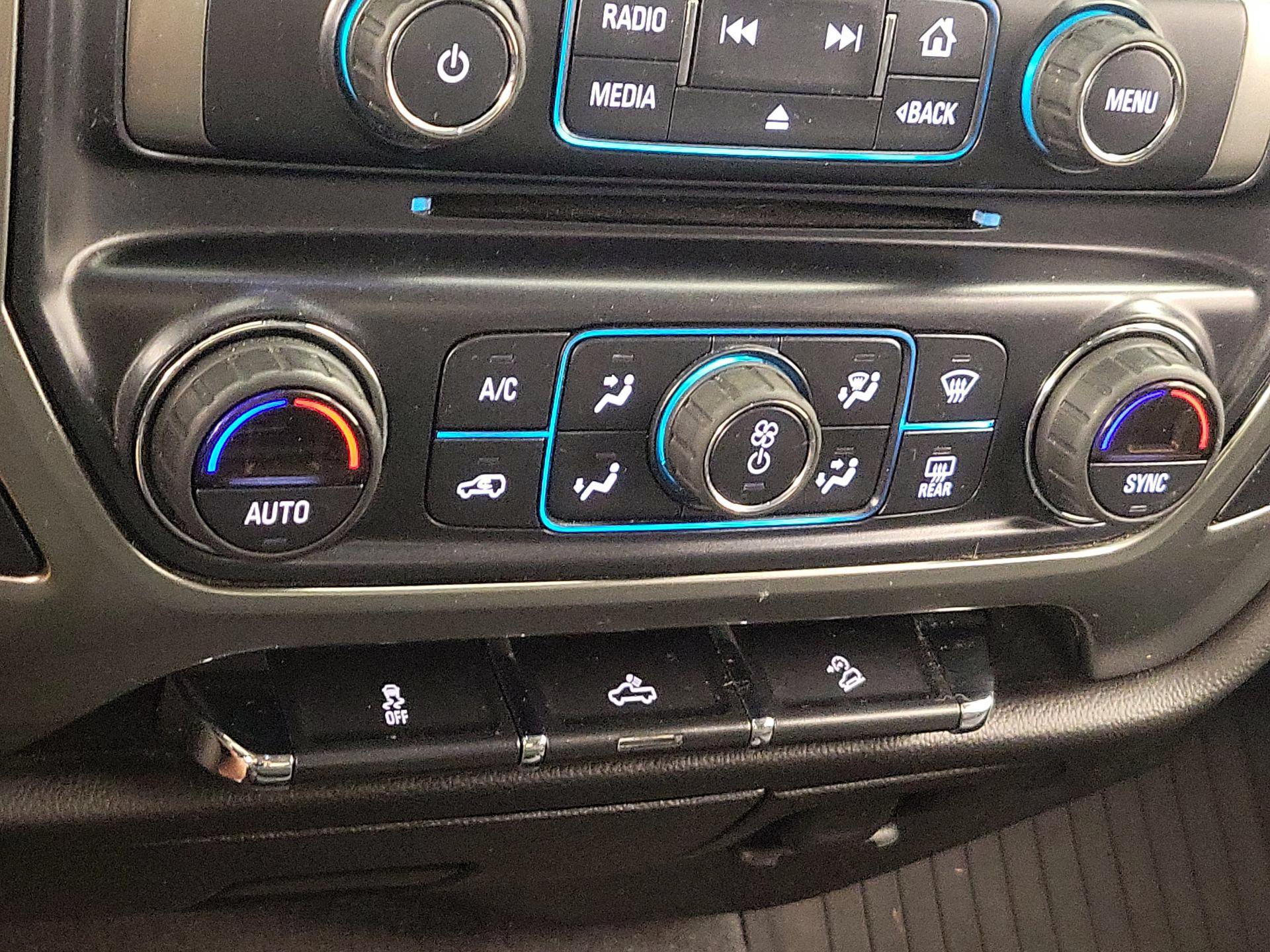 Thumbnail: 2019 Chevrolet Silverado 1500 - 16