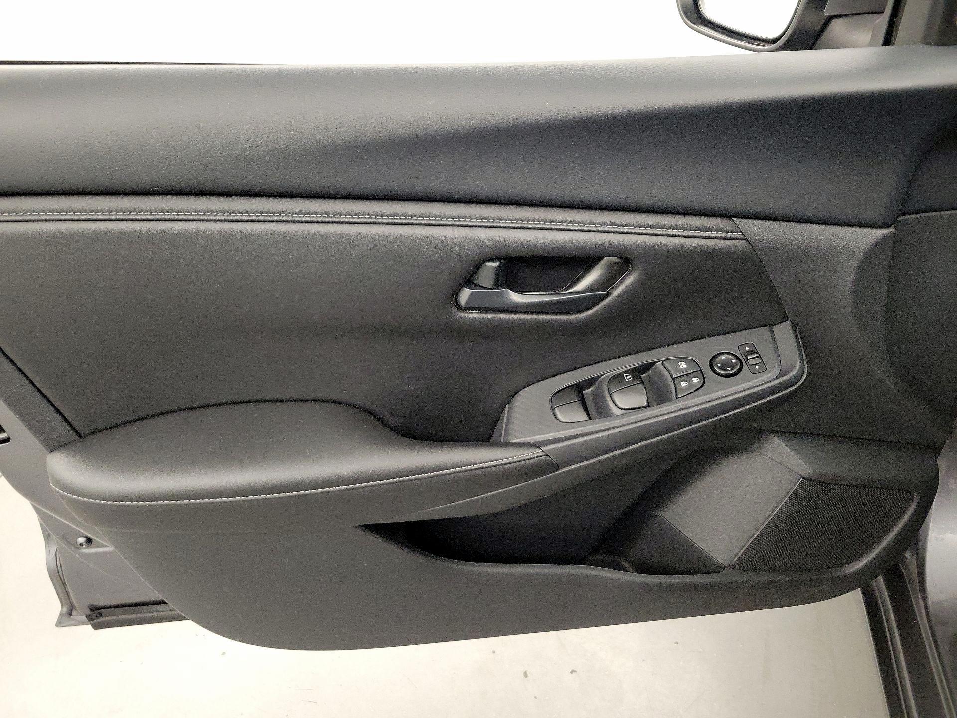 Thumbnail: 2025 Nissan Sentra - 12