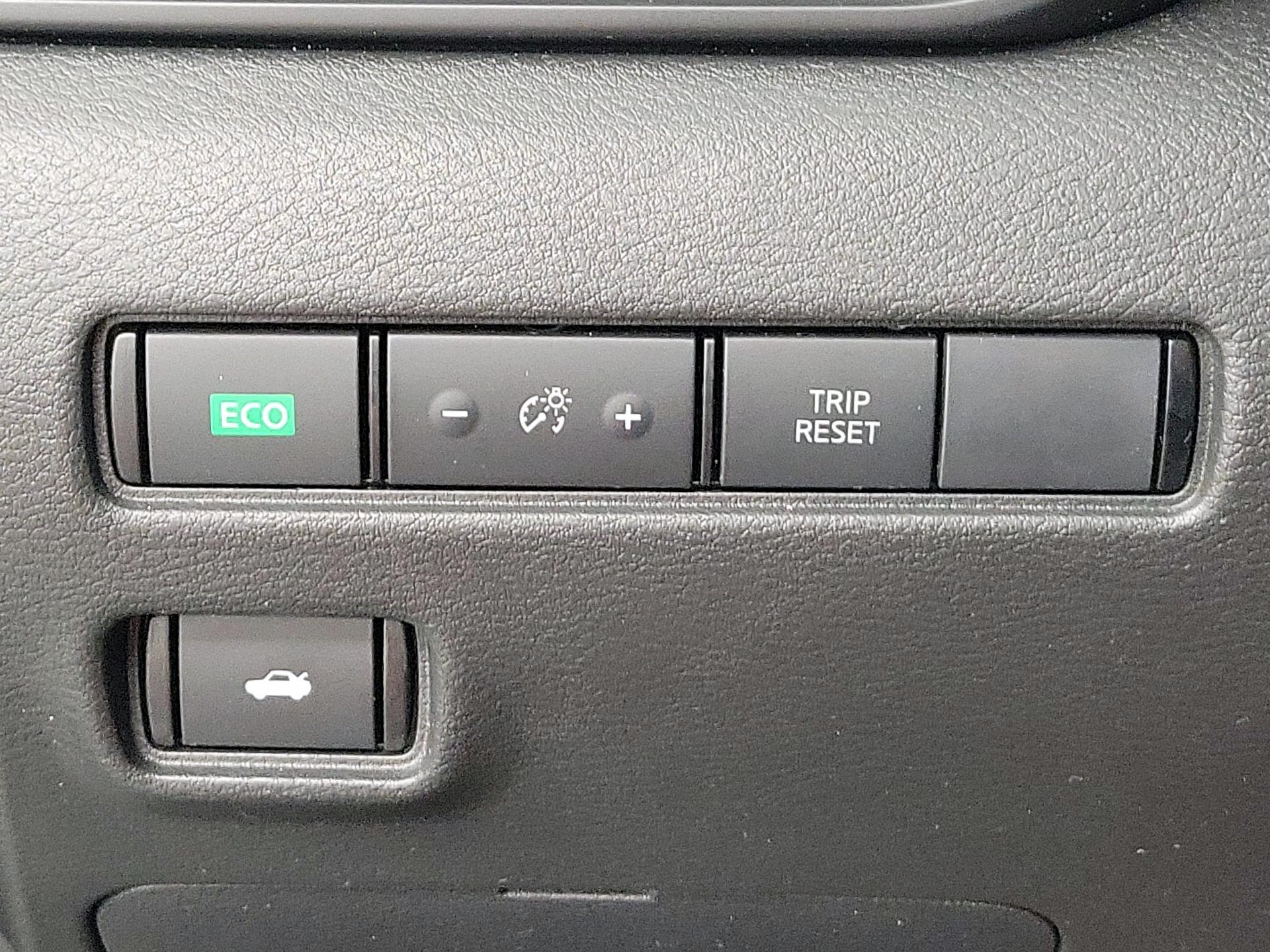 Thumbnail: 2025 Nissan Sentra - 13