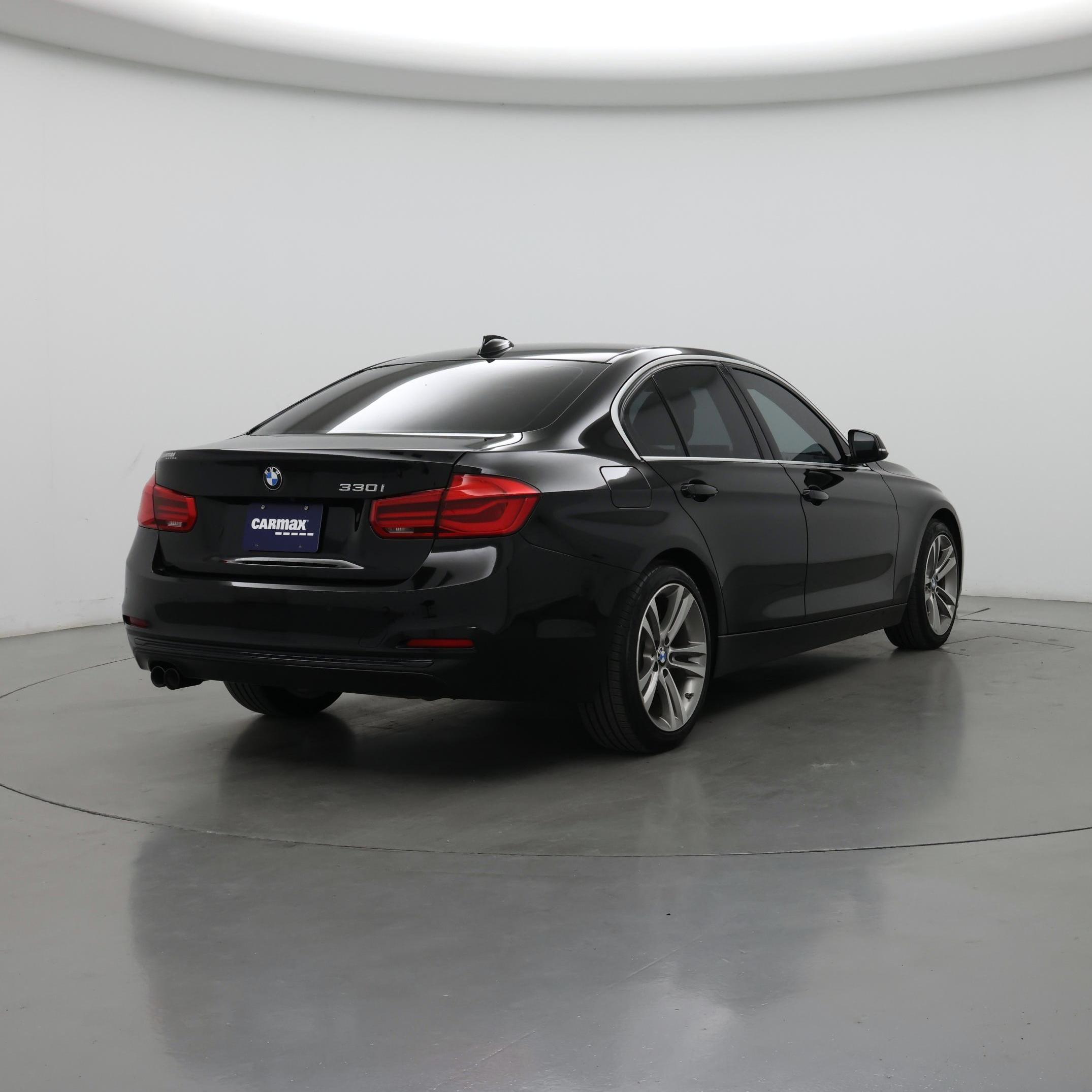 Thumbnail: 2017 BMW 3 Series - 8
