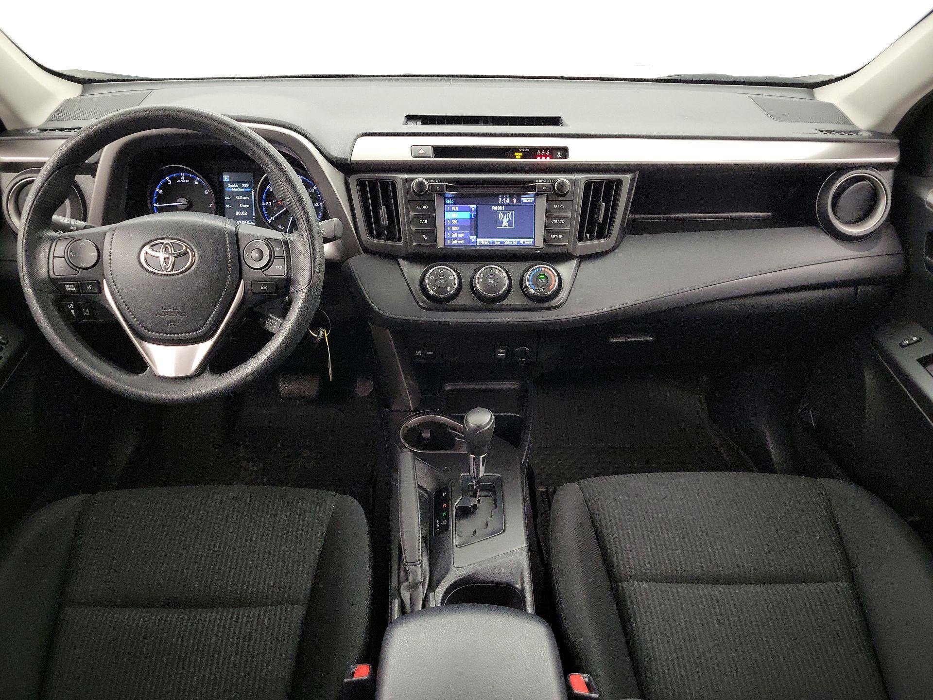 Thumbnail: 2017 Toyota RAV4 - 9
