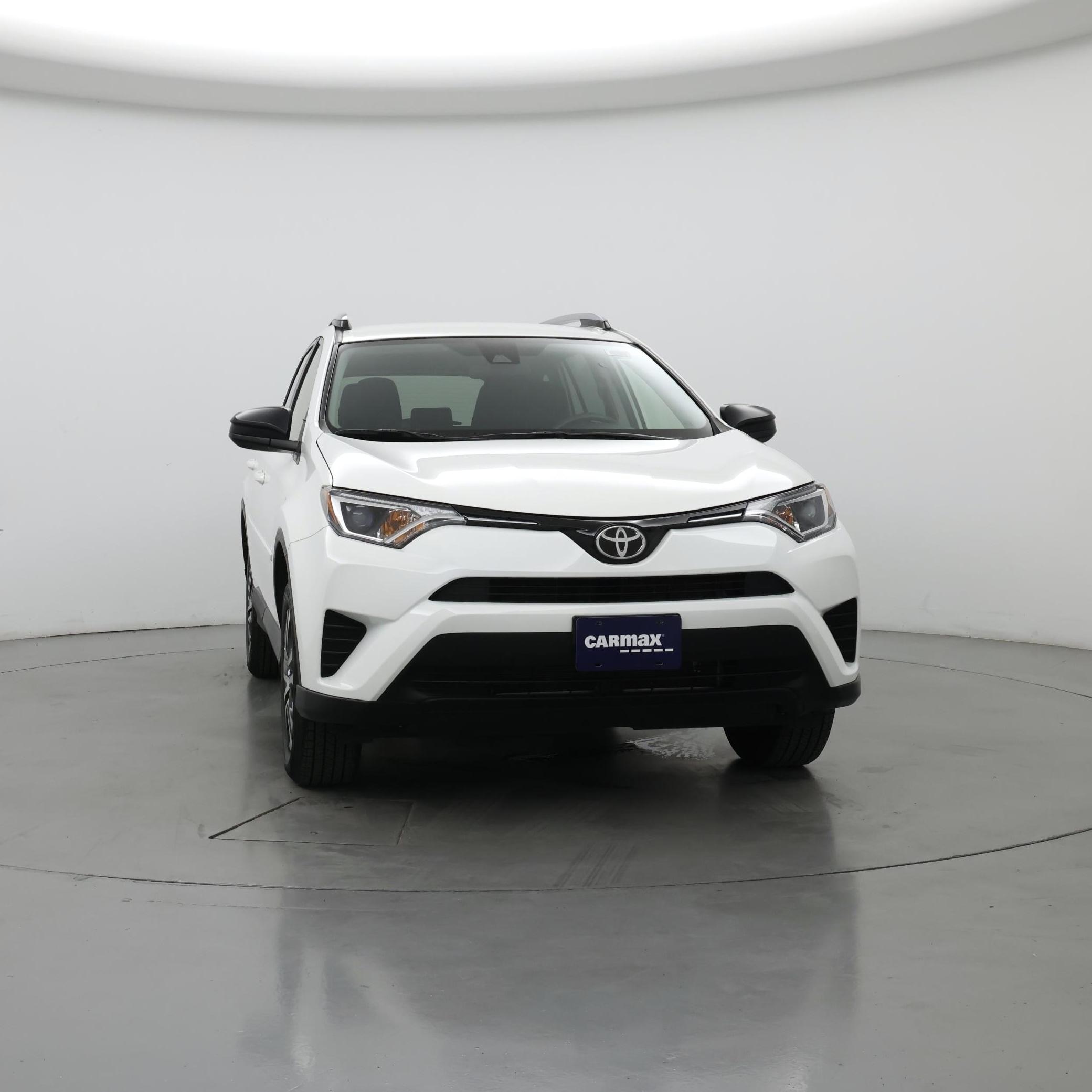 Thumbnail: 2017 Toyota RAV4 - 5