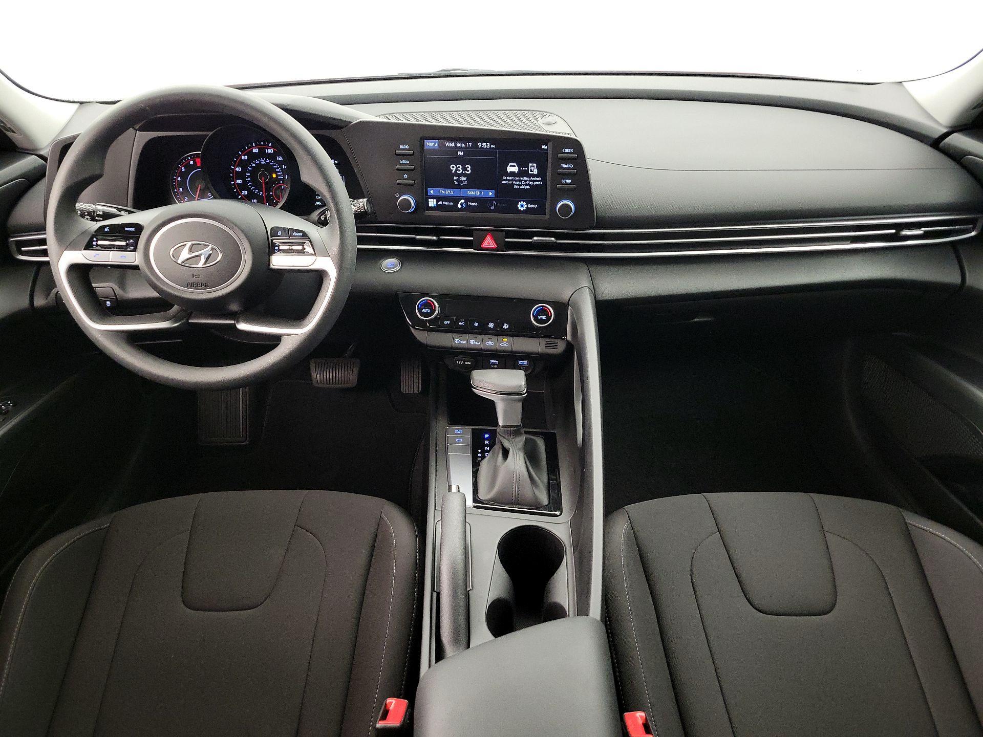 Thumbnail: 2023 Hyundai Elantra - 9