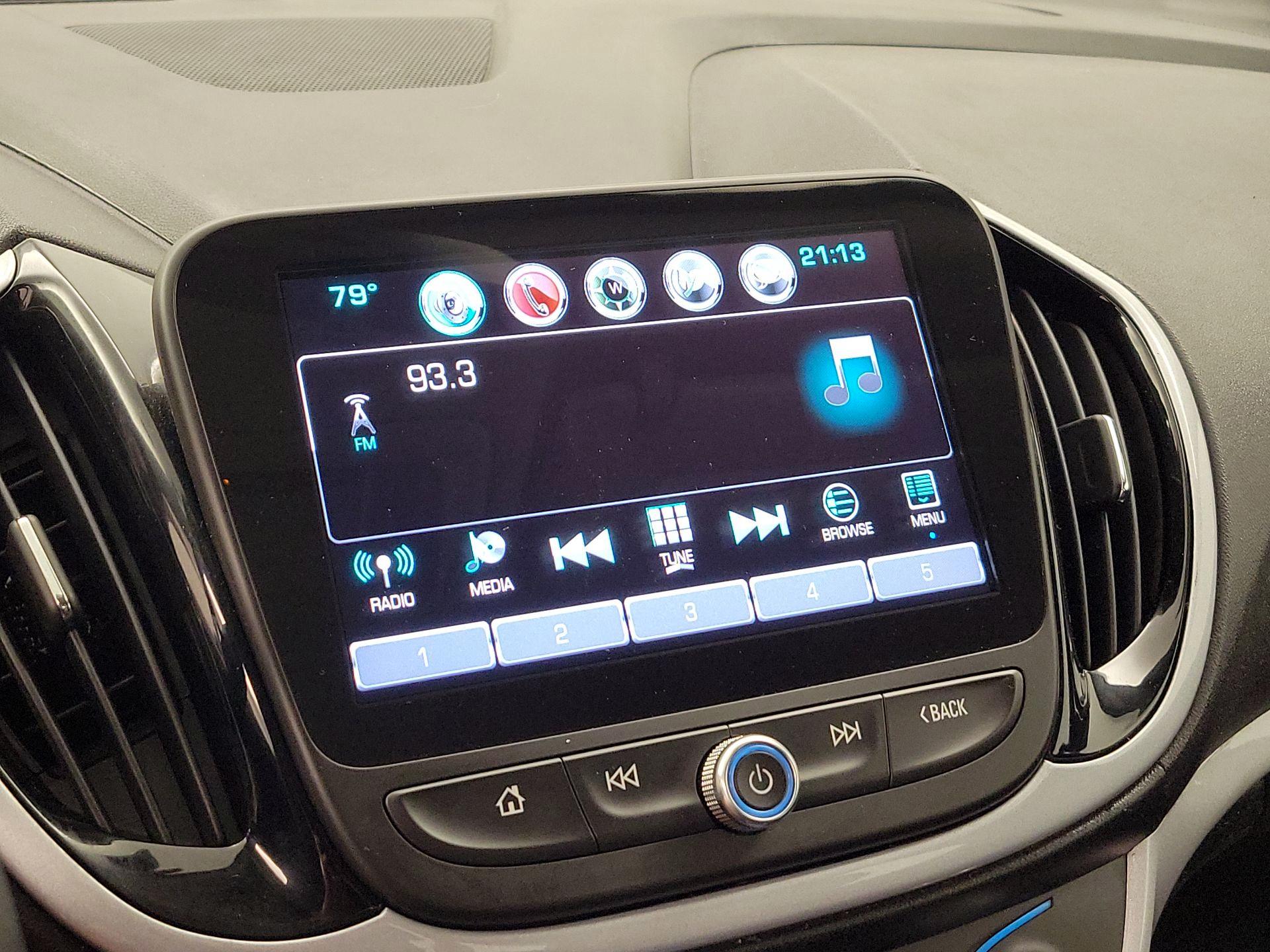 Thumbnail: 2017 Chevrolet Volt - 15