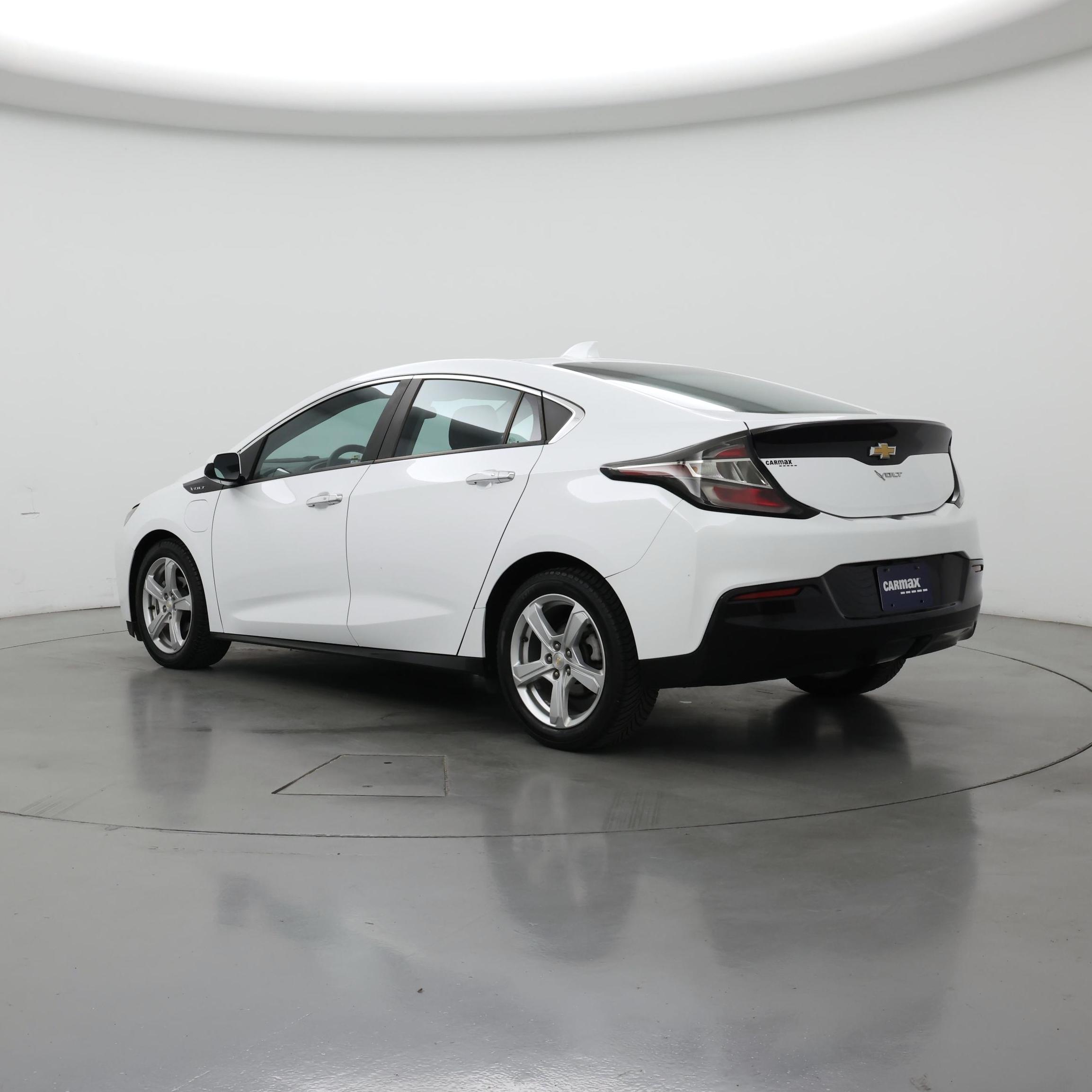 Thumbnail: 2017 Chevrolet Volt - 2