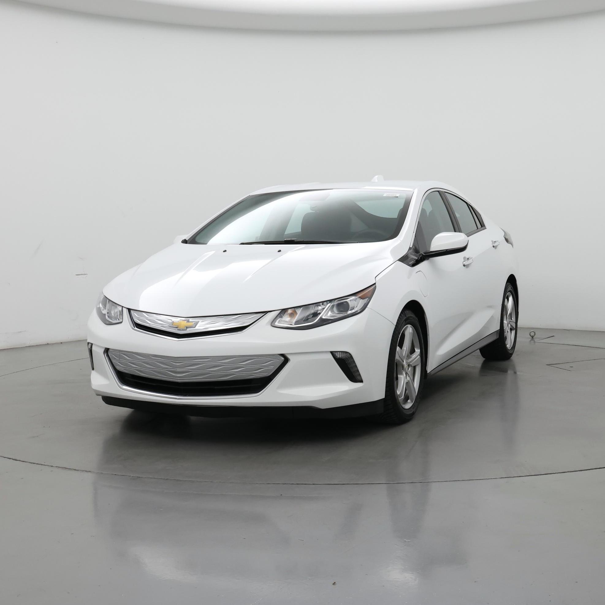 Thumbnail: 2017 Chevrolet Volt - 4