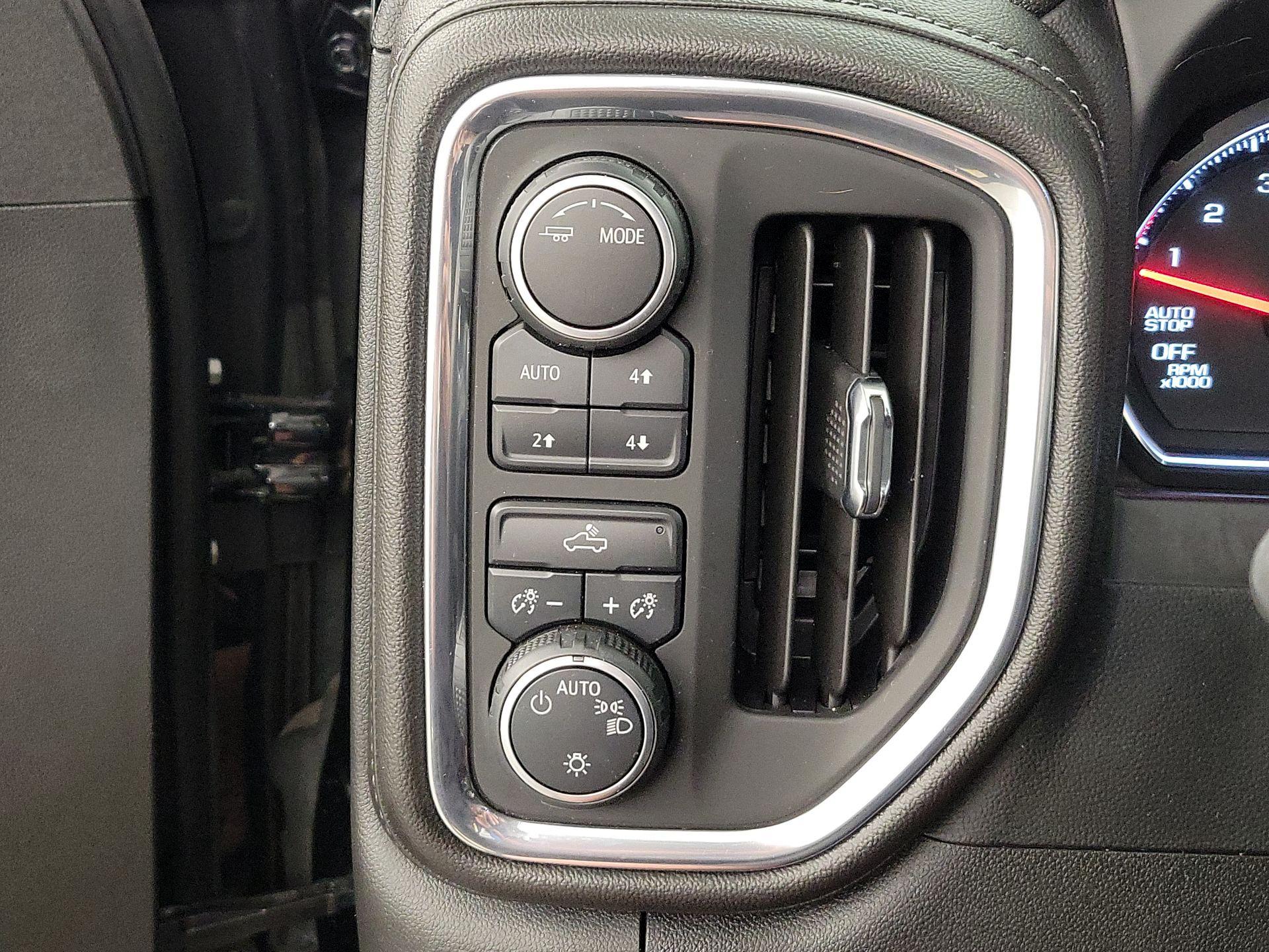Thumbnail: 2020 Chevrolet Silverado 1500 - 13