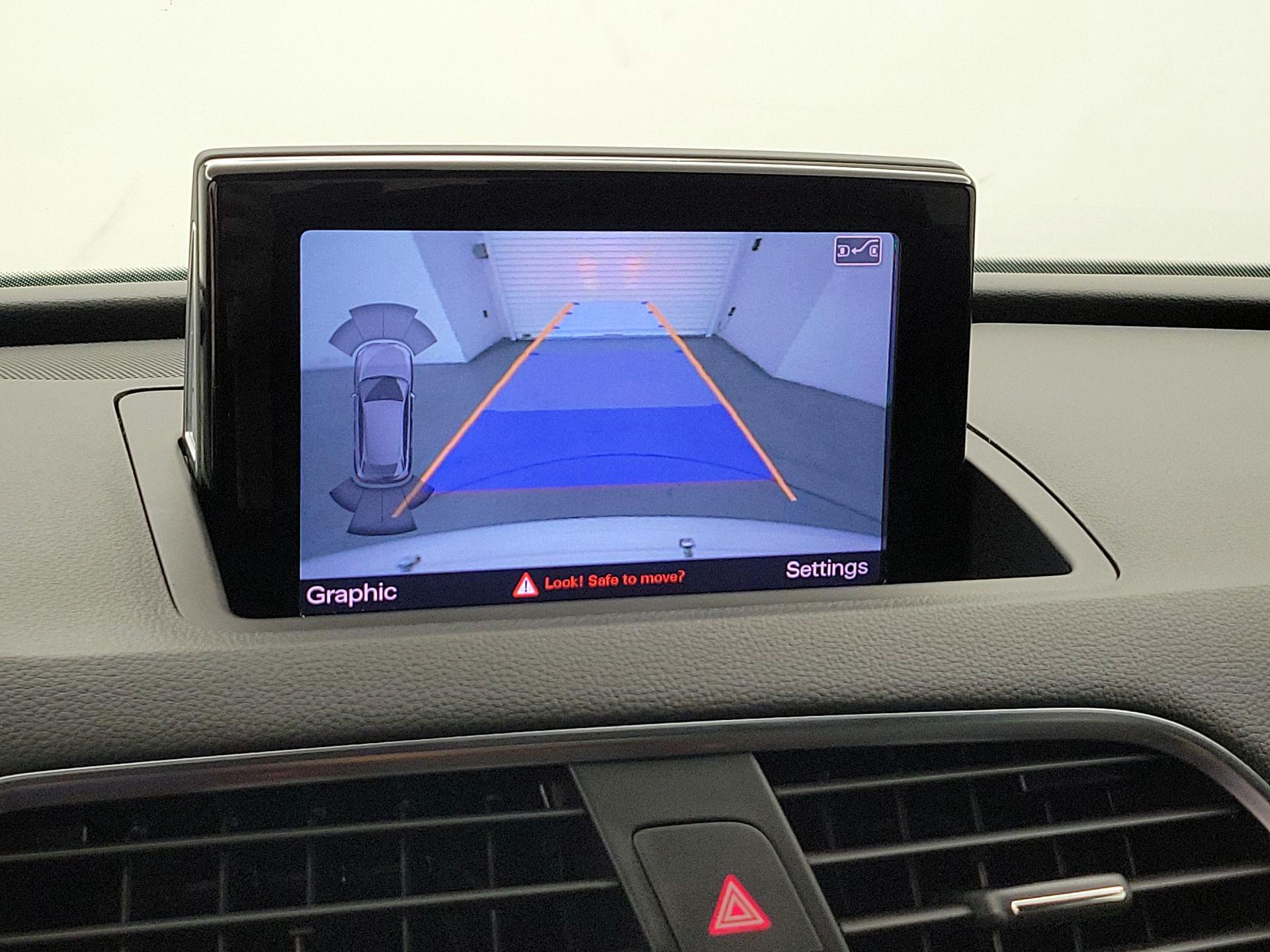 Thumbnail: 2015 Audi Q3 - 15