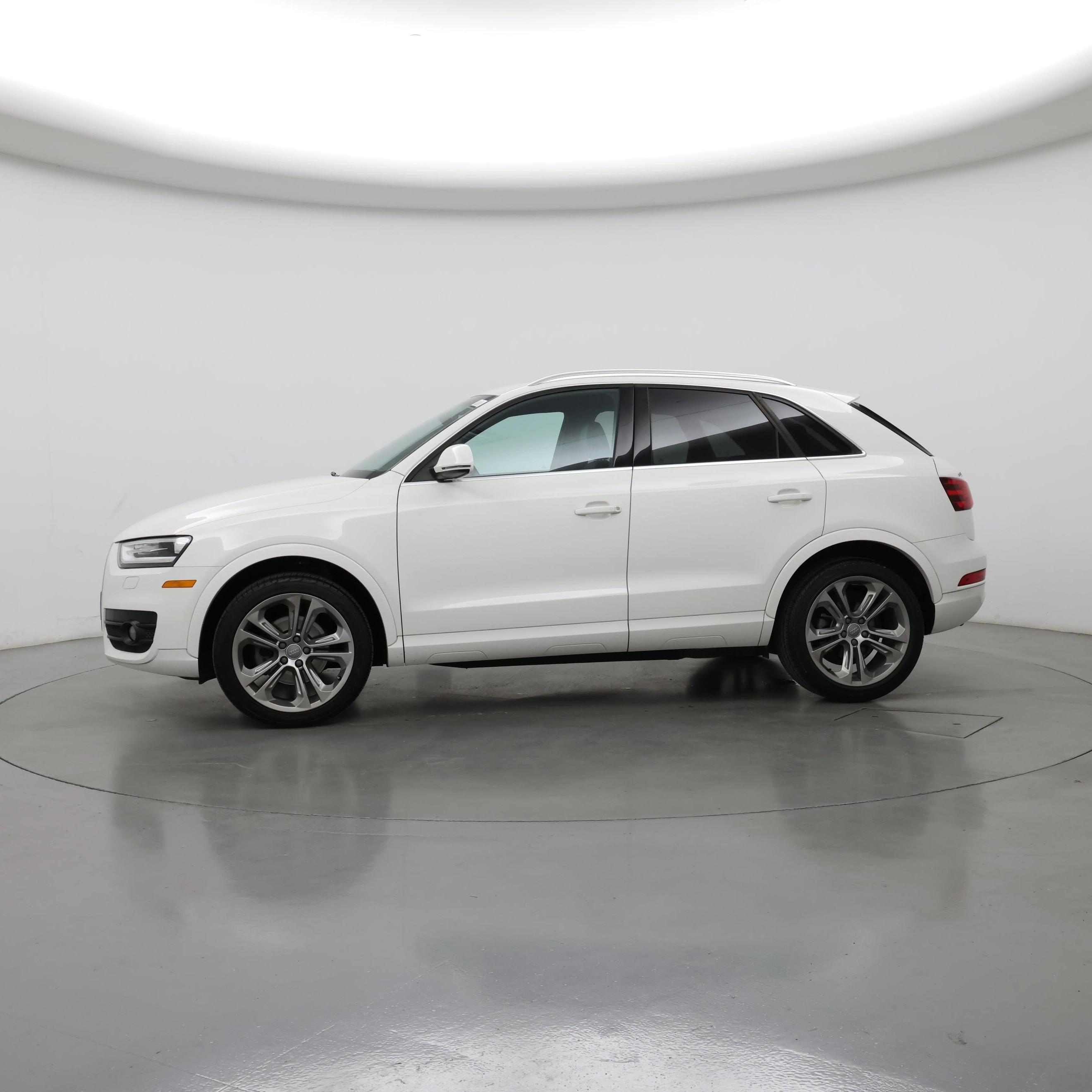 Thumbnail: 2015 Audi Q3 - 3