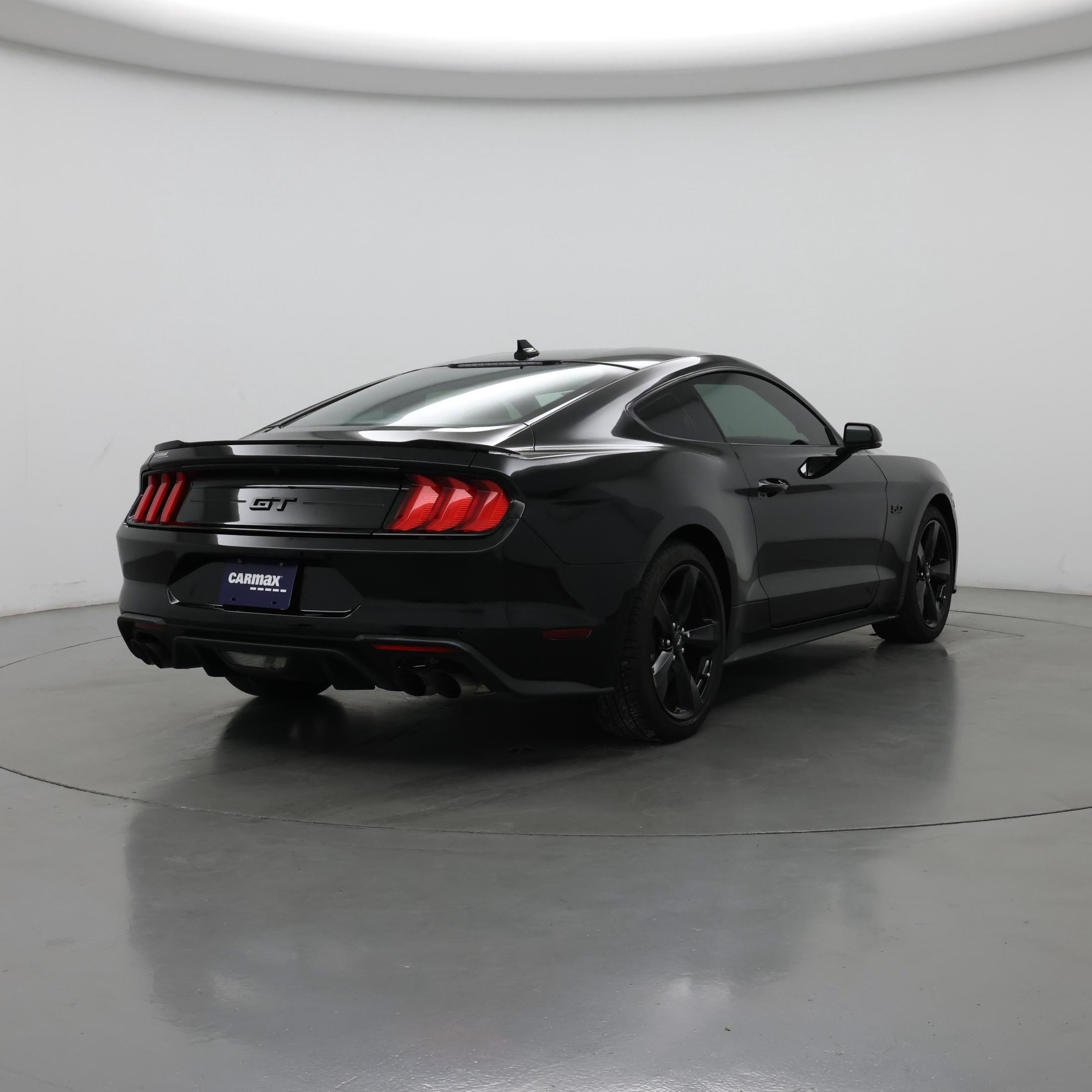Thumbnail: 2022 Ford Mustang - 8