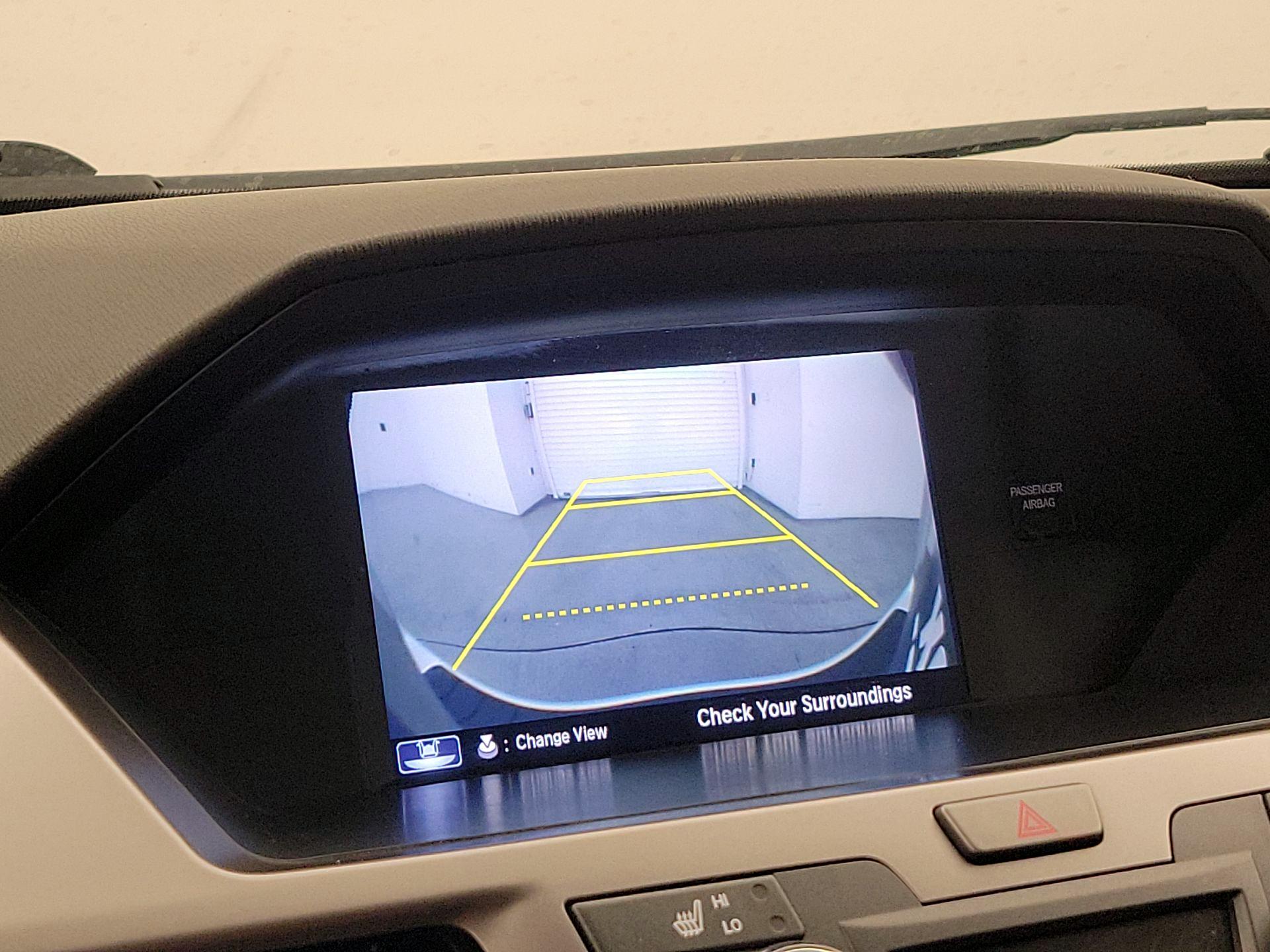 Thumbnail: 2015 Honda Odyssey - 14