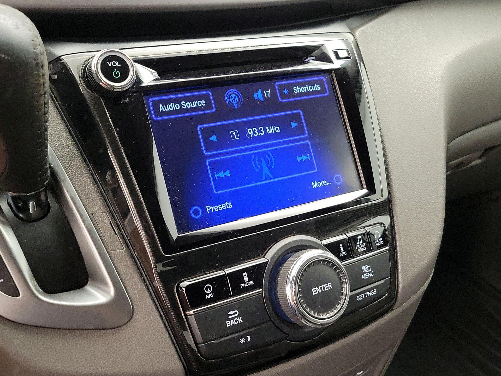 Thumbnail: 2015 Honda Odyssey - 15