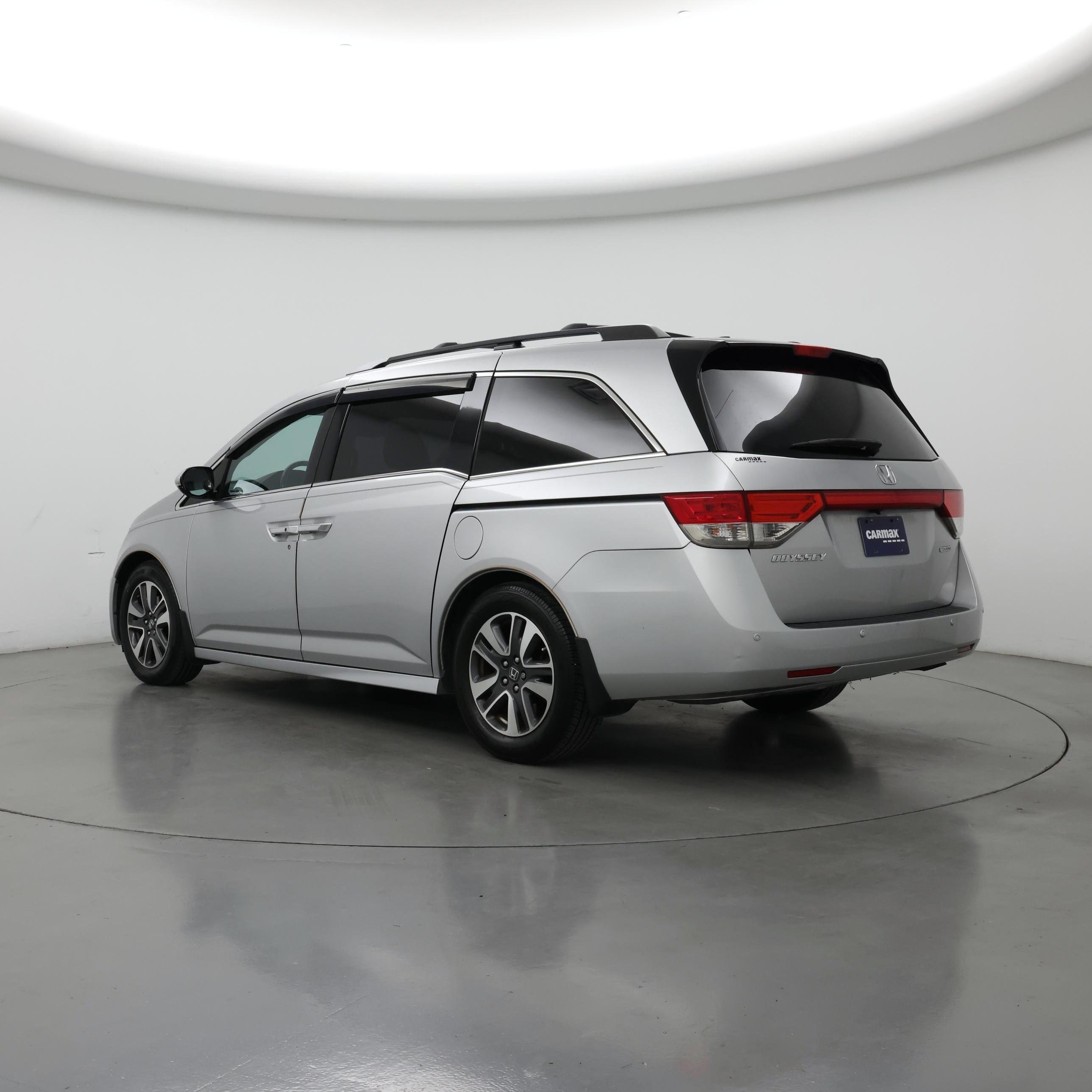 Thumbnail: 2015 Honda Odyssey - 2