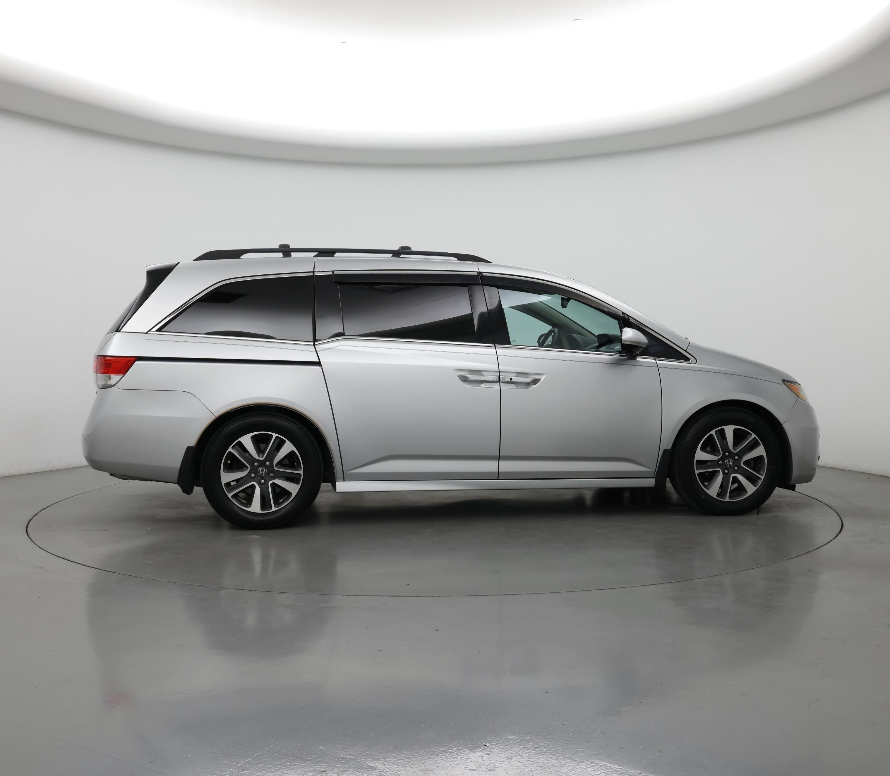 Thumbnail: 2015 Honda Odyssey - 7