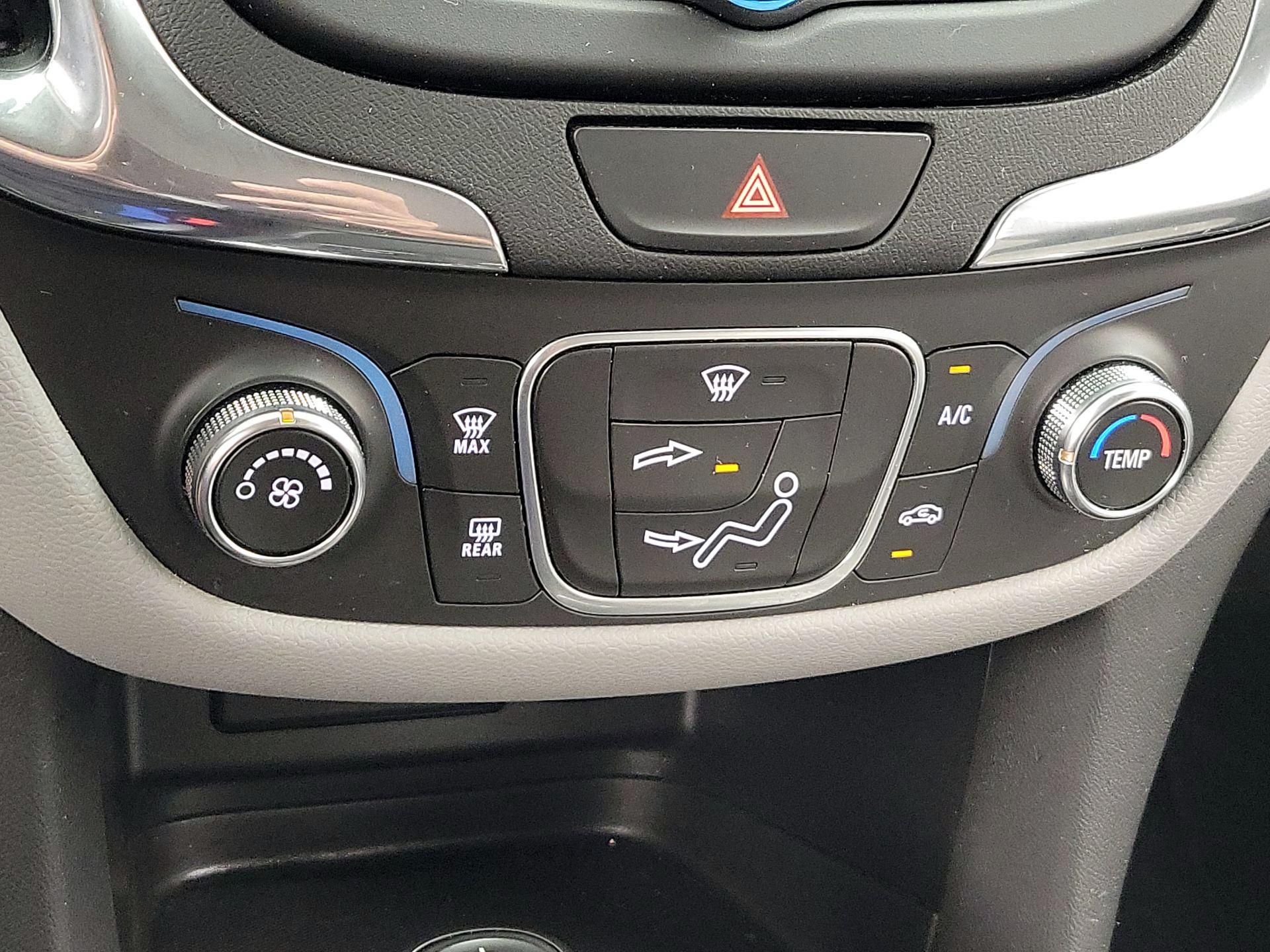 Thumbnail: 2020 Chevrolet Equinox - 16