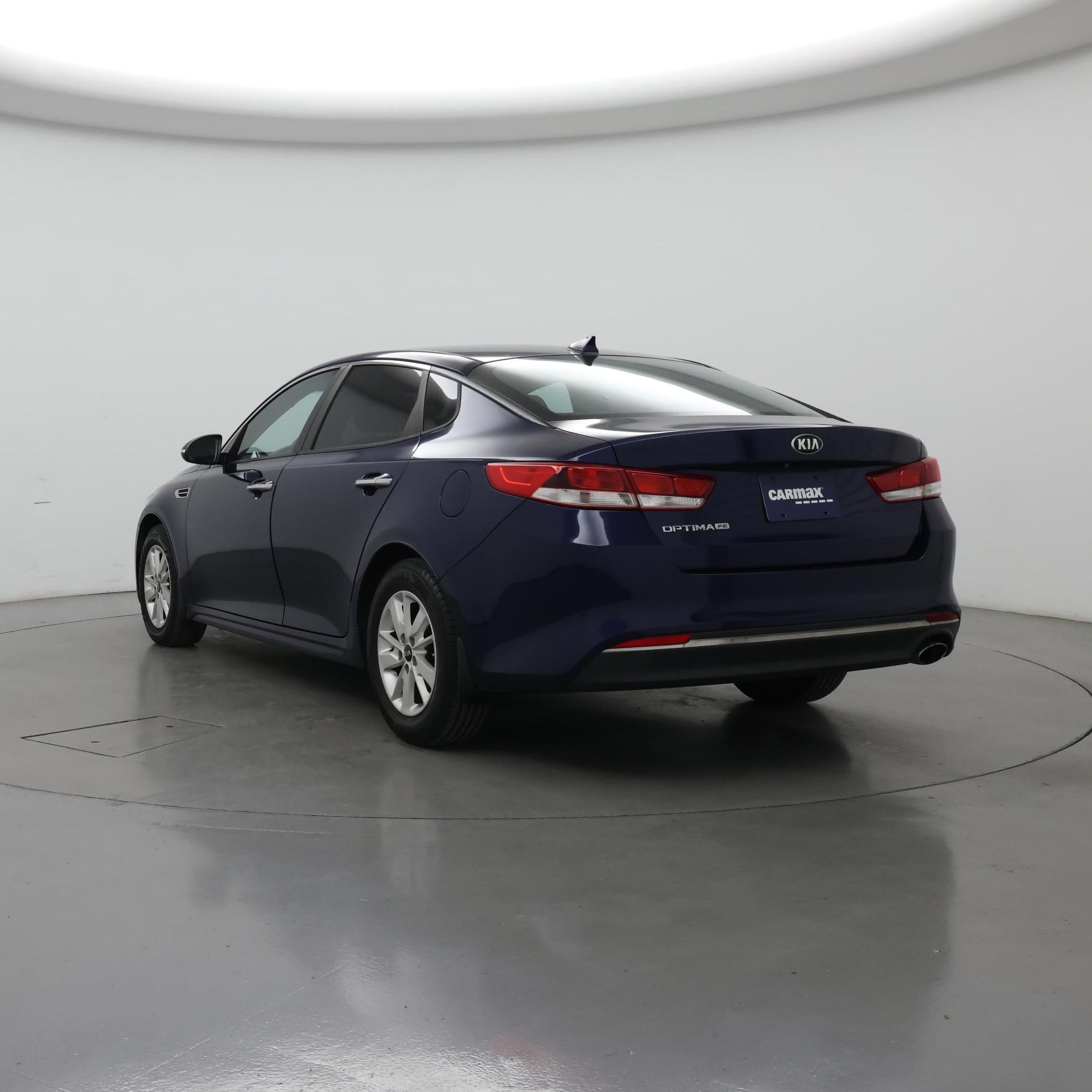 Thumbnail: 2017 Kia Optima - 2