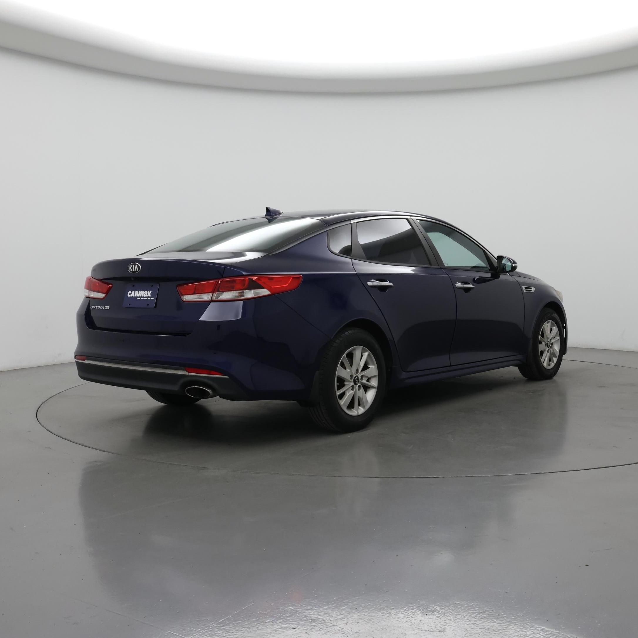 Thumbnail: 2017 Kia Optima - 8