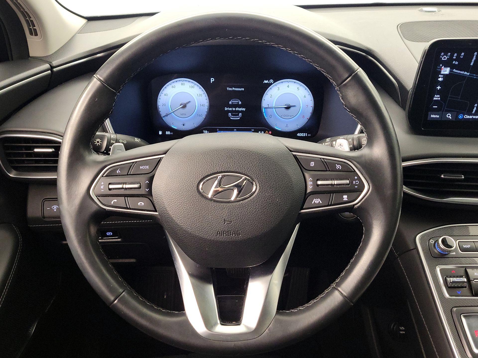 Thumbnail: 2022 Hyundai Santa Fe - 10